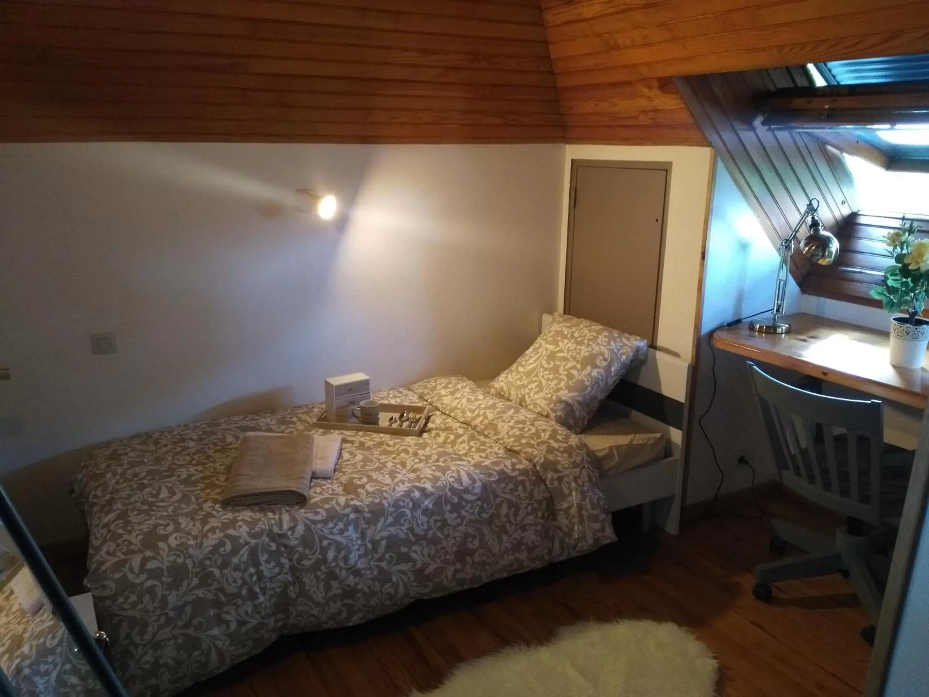 Single Room with Garden View in L'Escale du Monde Single Room with Garden View in L'Escale du Monde