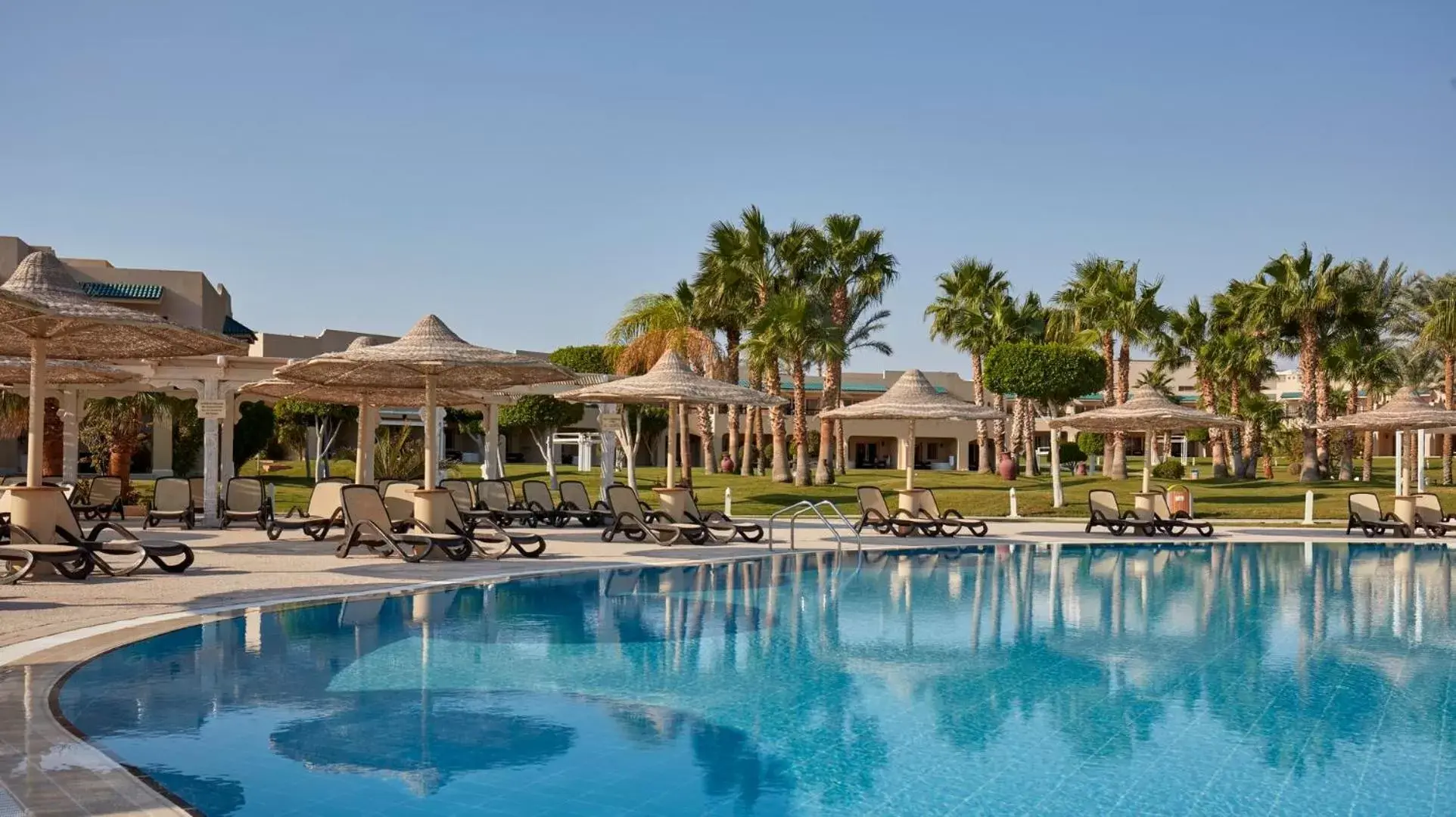 Swimming Pool in Coral Sea Holiday Resort and Aqua Park