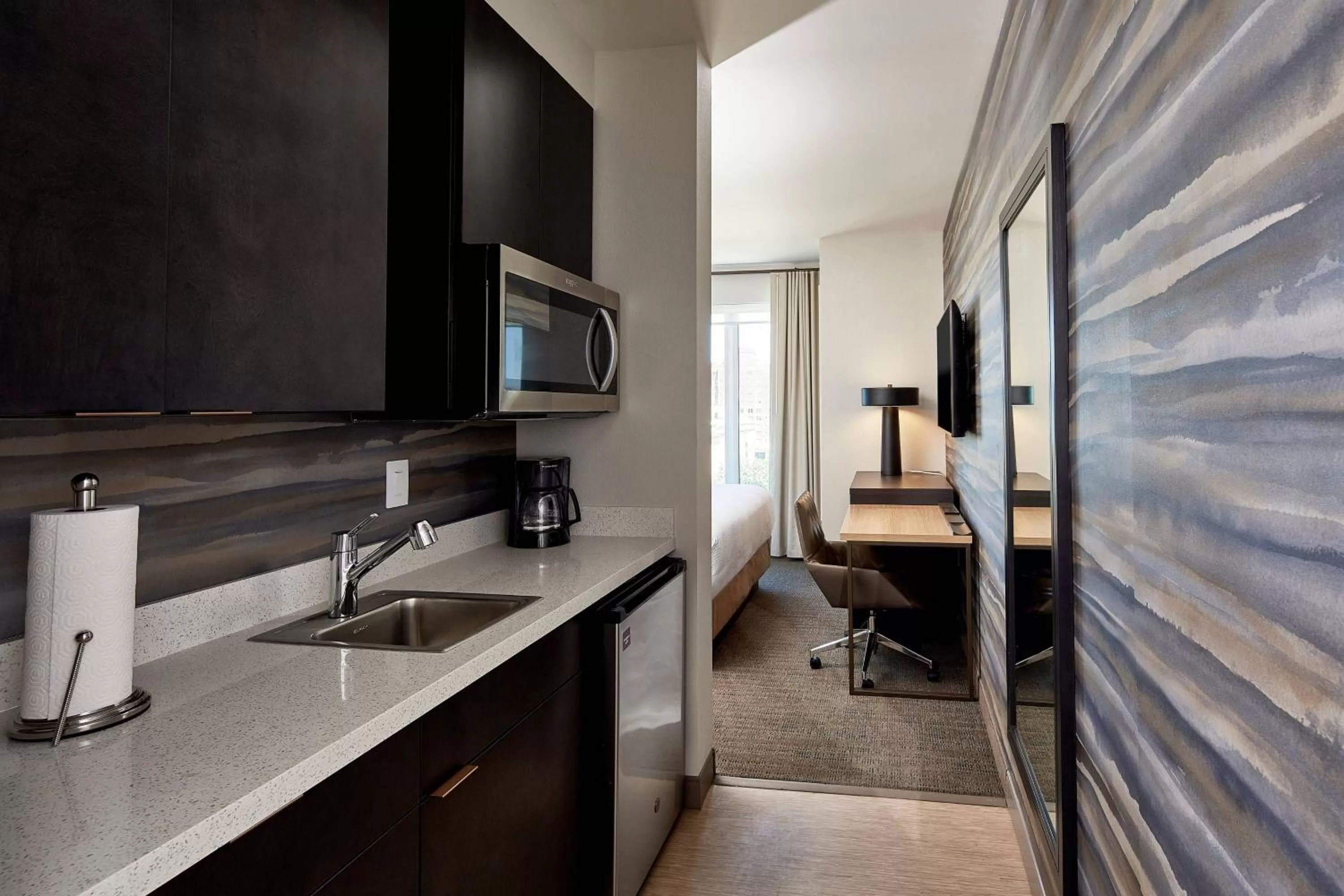 Kitchen or kitchenette in Residence Inn by Marriott Cleveland University Circle/Medical Center