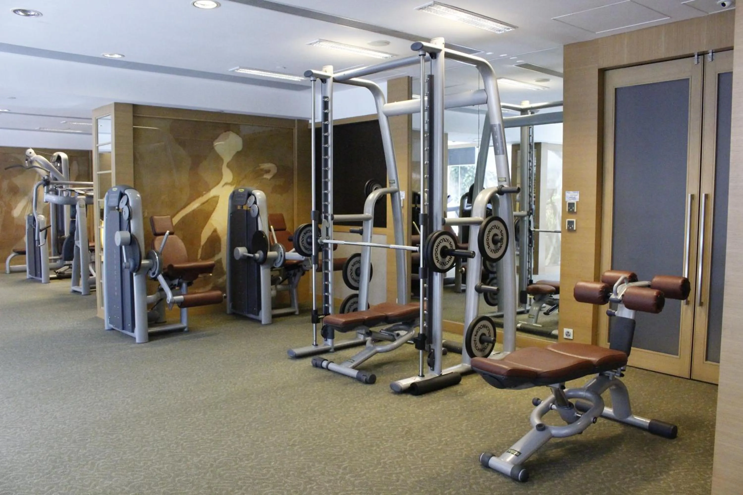 Fitness centre/facilities in Royal View Hotel