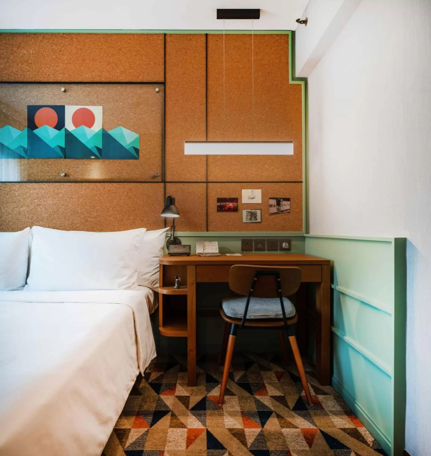 Bedroom, Bed in Eaton HK