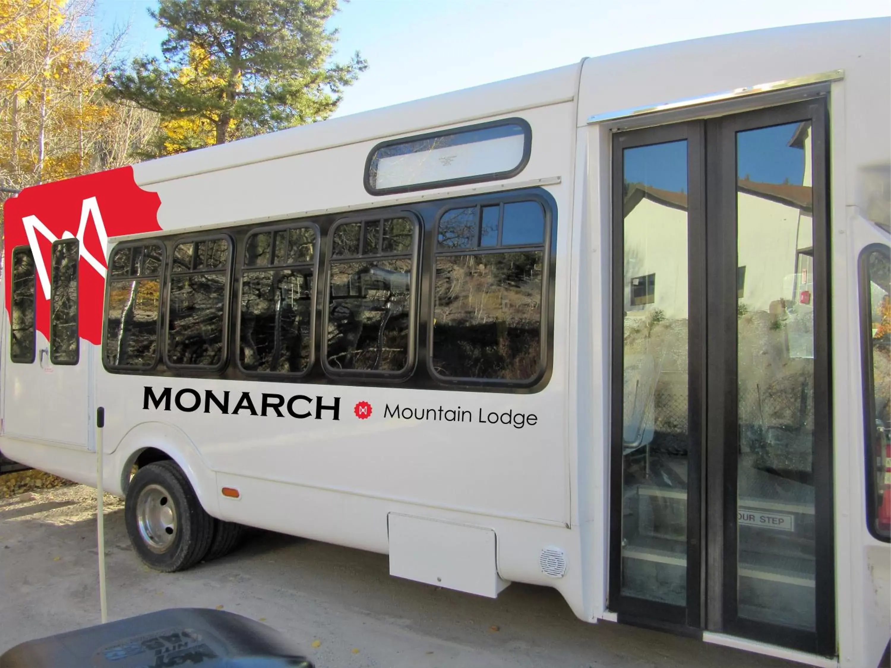 shuttle in Monarch Mountain Lodge