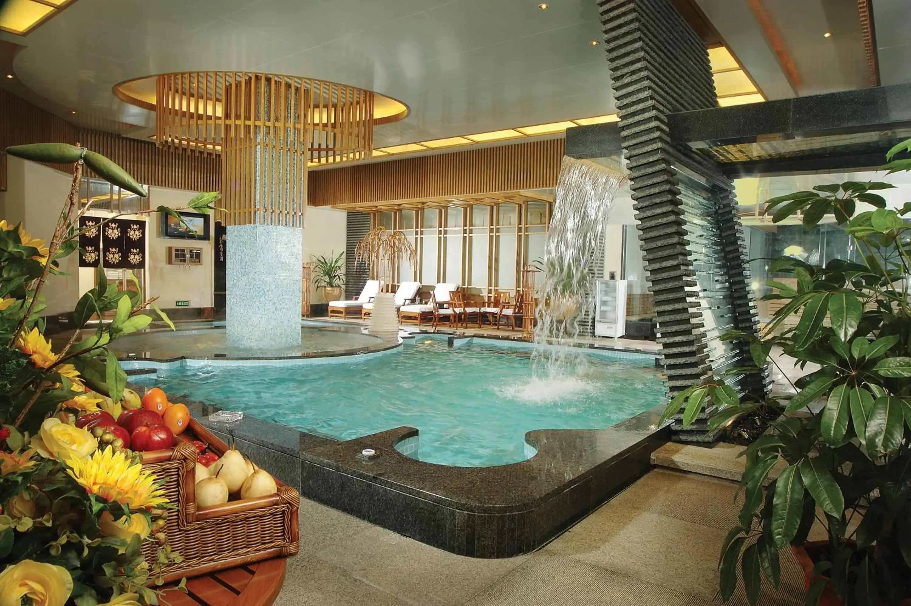 Spa and wellness centre/facilities, Swimming Pool in Huizhou Kande International Hotel