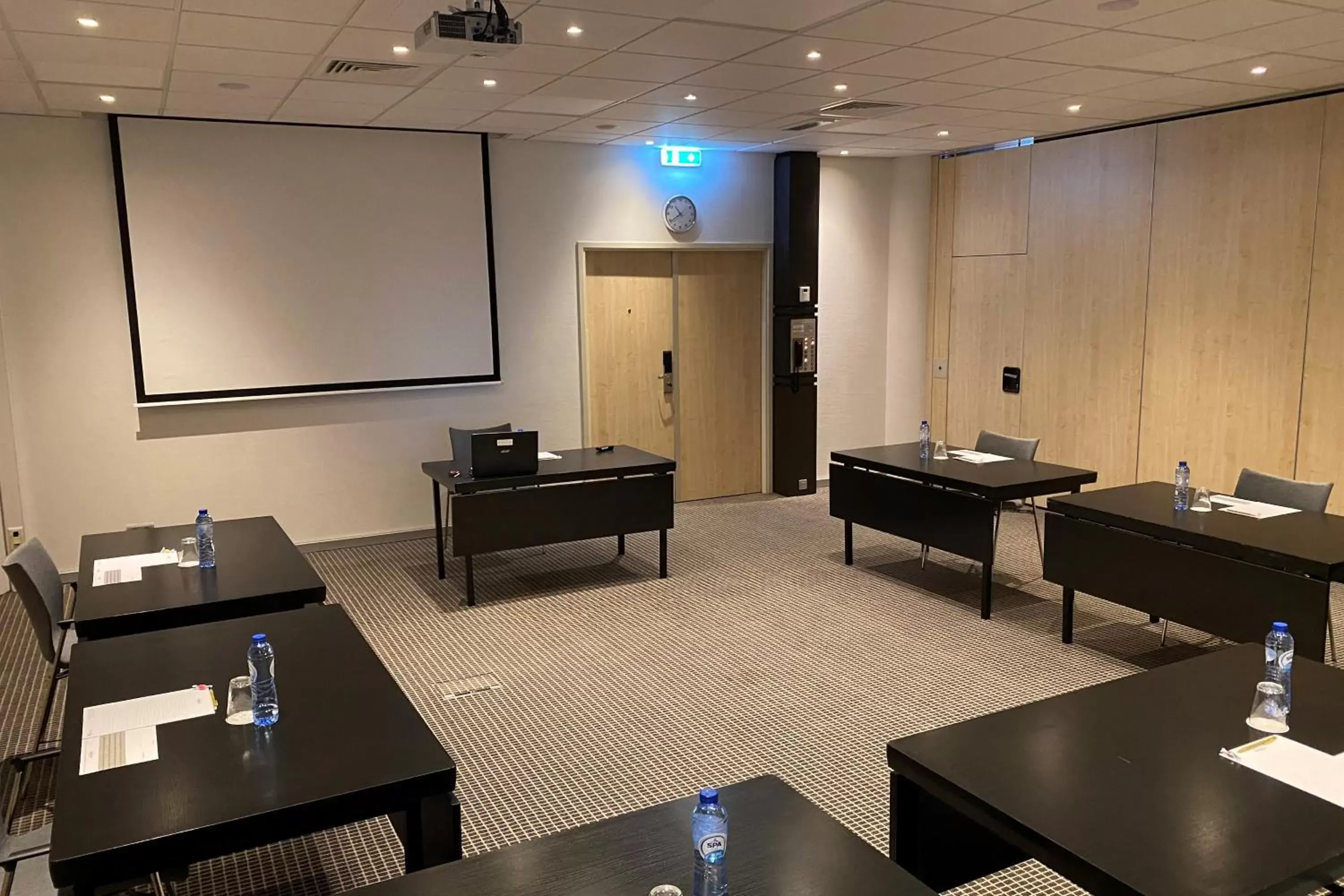Business facilities in Mercure Hotel Den Haag Central
