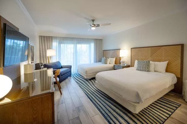 Photo of the whole room, Bed in Hawks Cay Resort