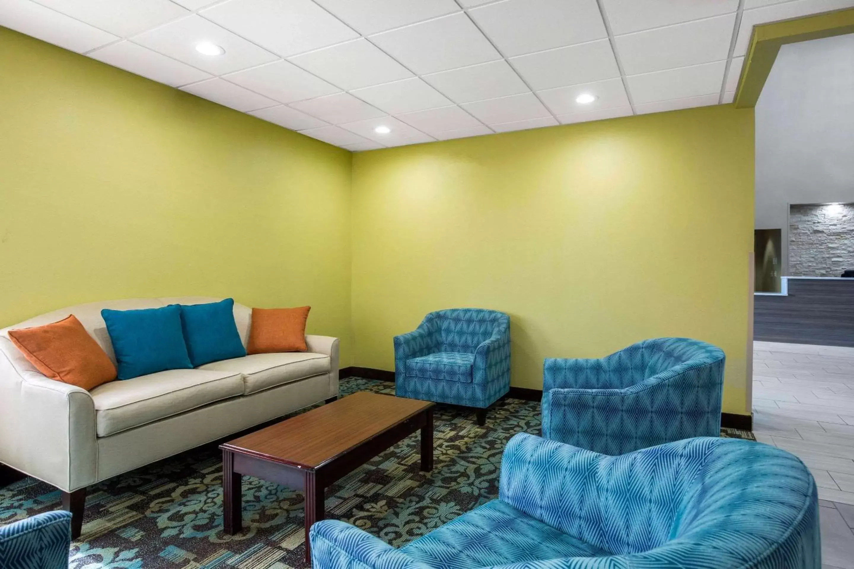 Lobby or reception, Seating Area in Quality Inn & Suites Arnold