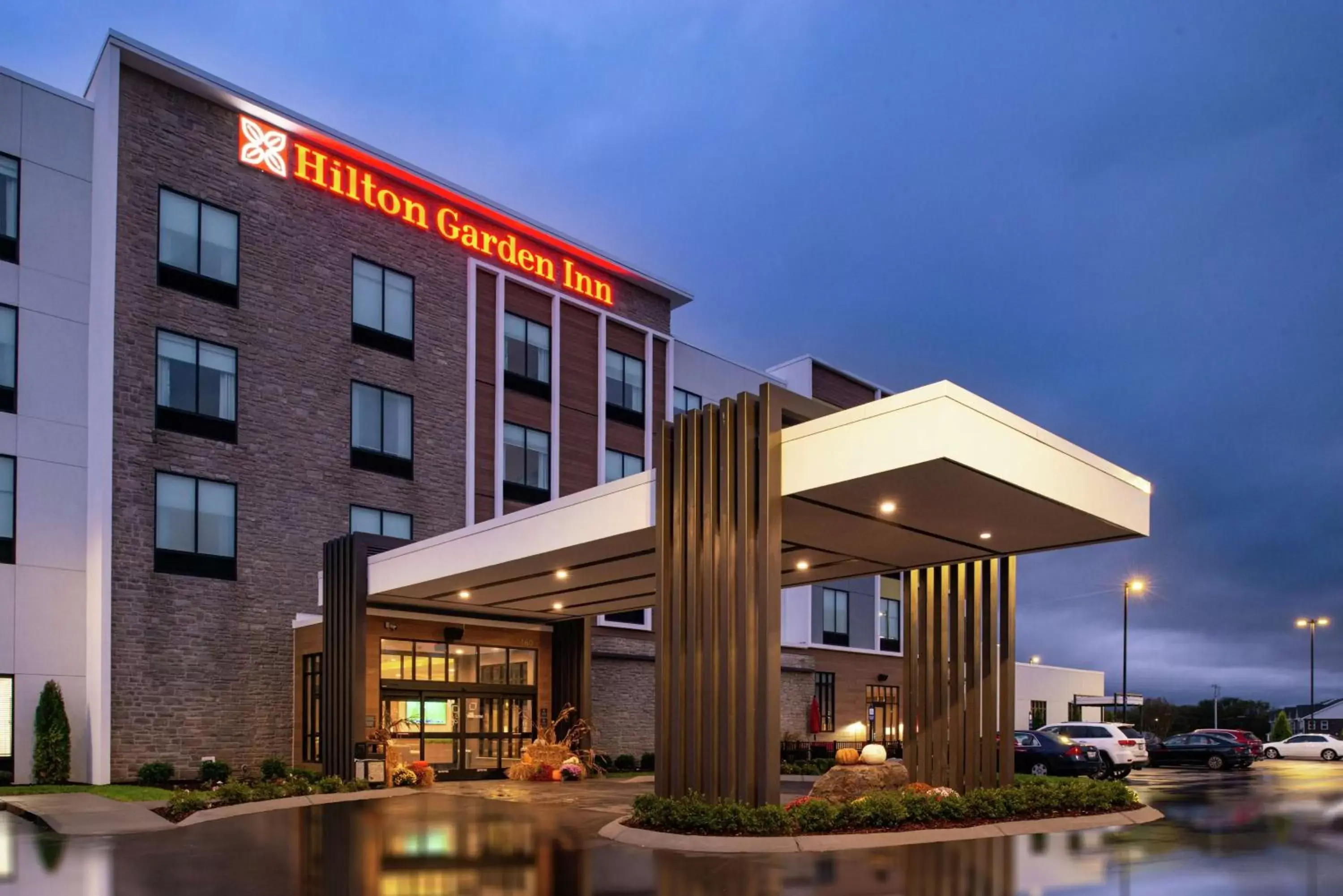 Property Building in Hilton Garden Inn Gallatin