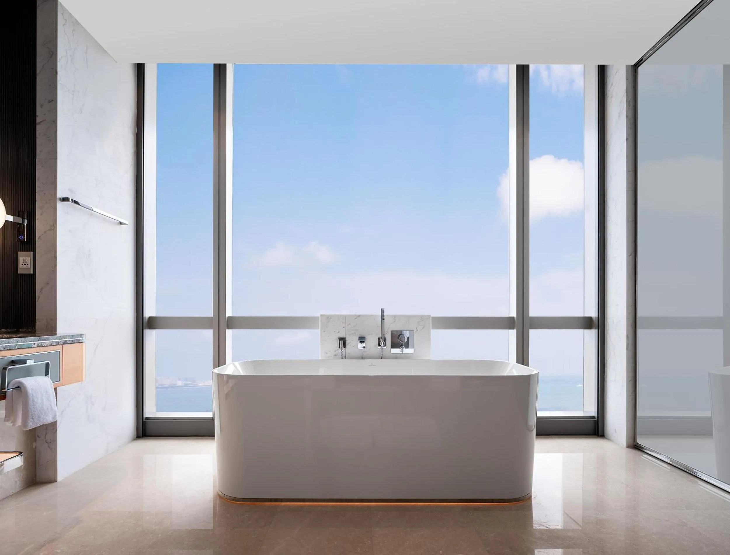 Bath in Sofitel Haikou