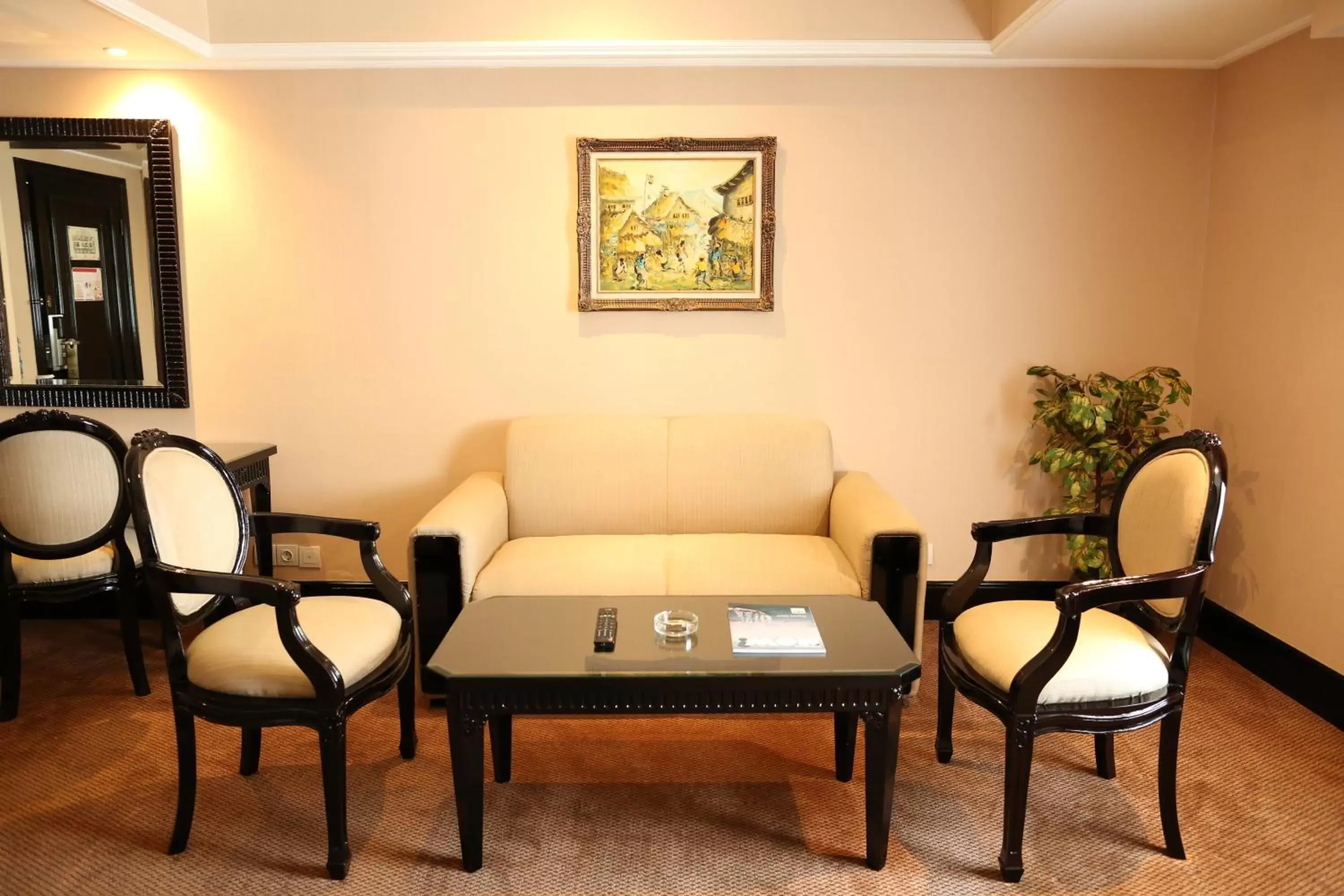 Living room, Seating Area in Golden Boutique Hotel Melawai