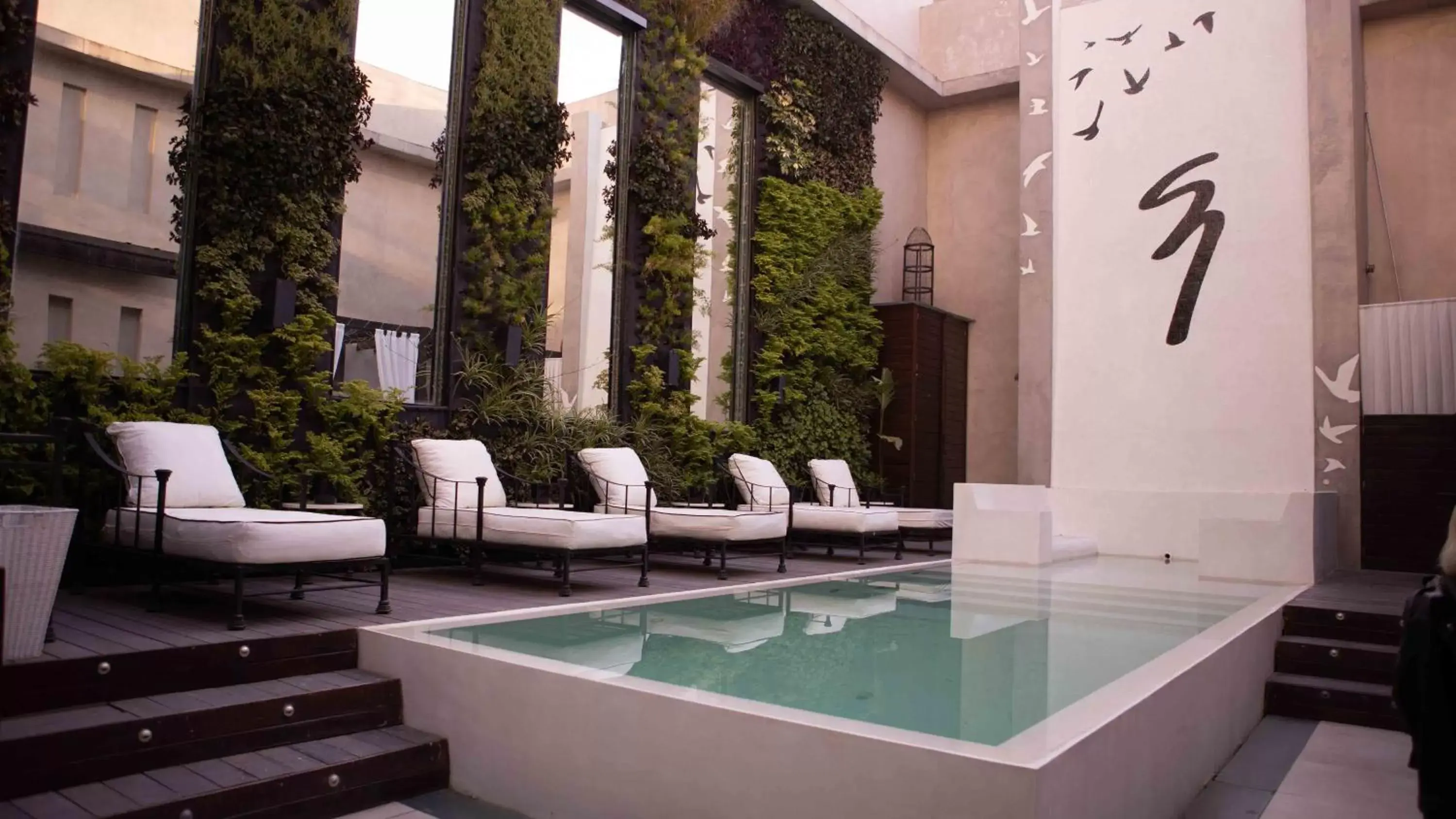 Swimming Pool in 1828 Smart Hotel Boutique