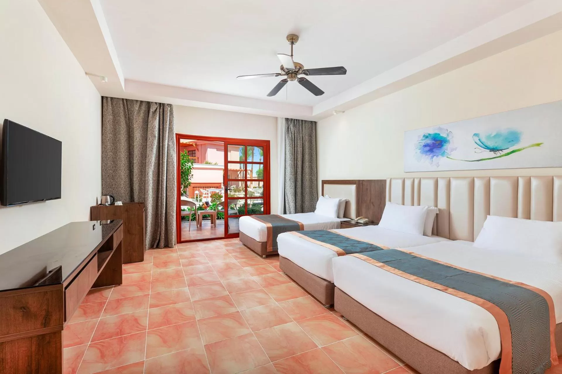 Bedroom, Bed in Pickalbatros Jungle Aqua Park - Neverland Hurghada