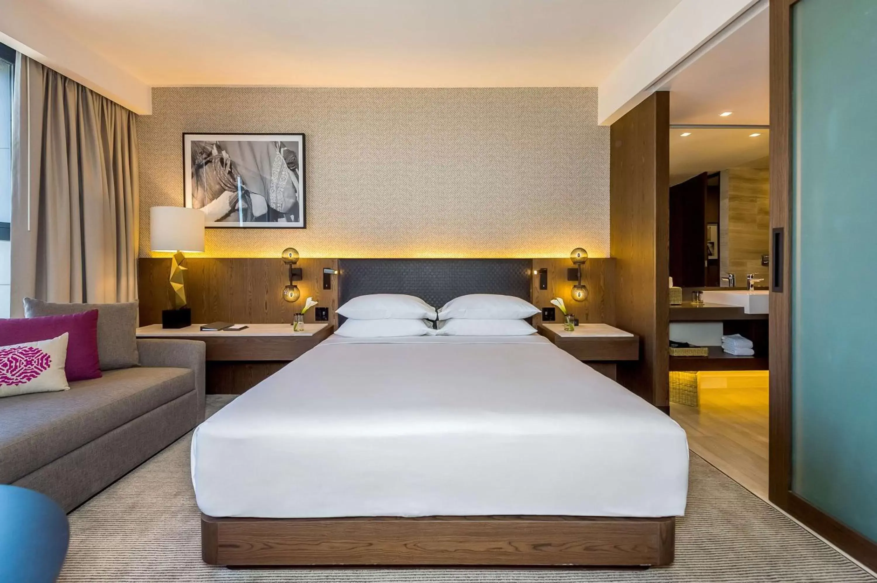 Photo of the whole room, Bed in Hyatt Regency Andares Guadalajara