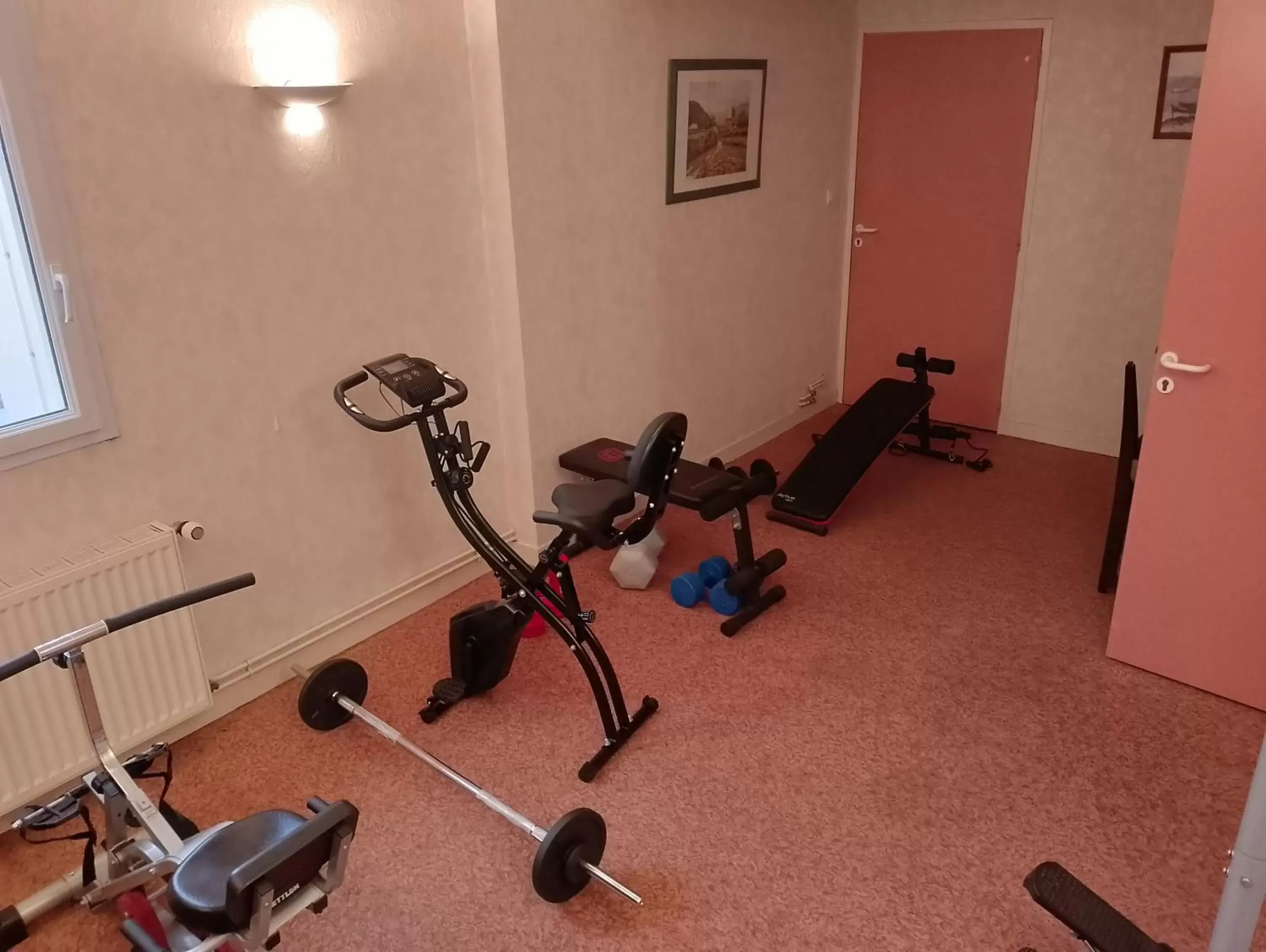 Fitness Center/Facilities in Logis Hôtel Bellevue