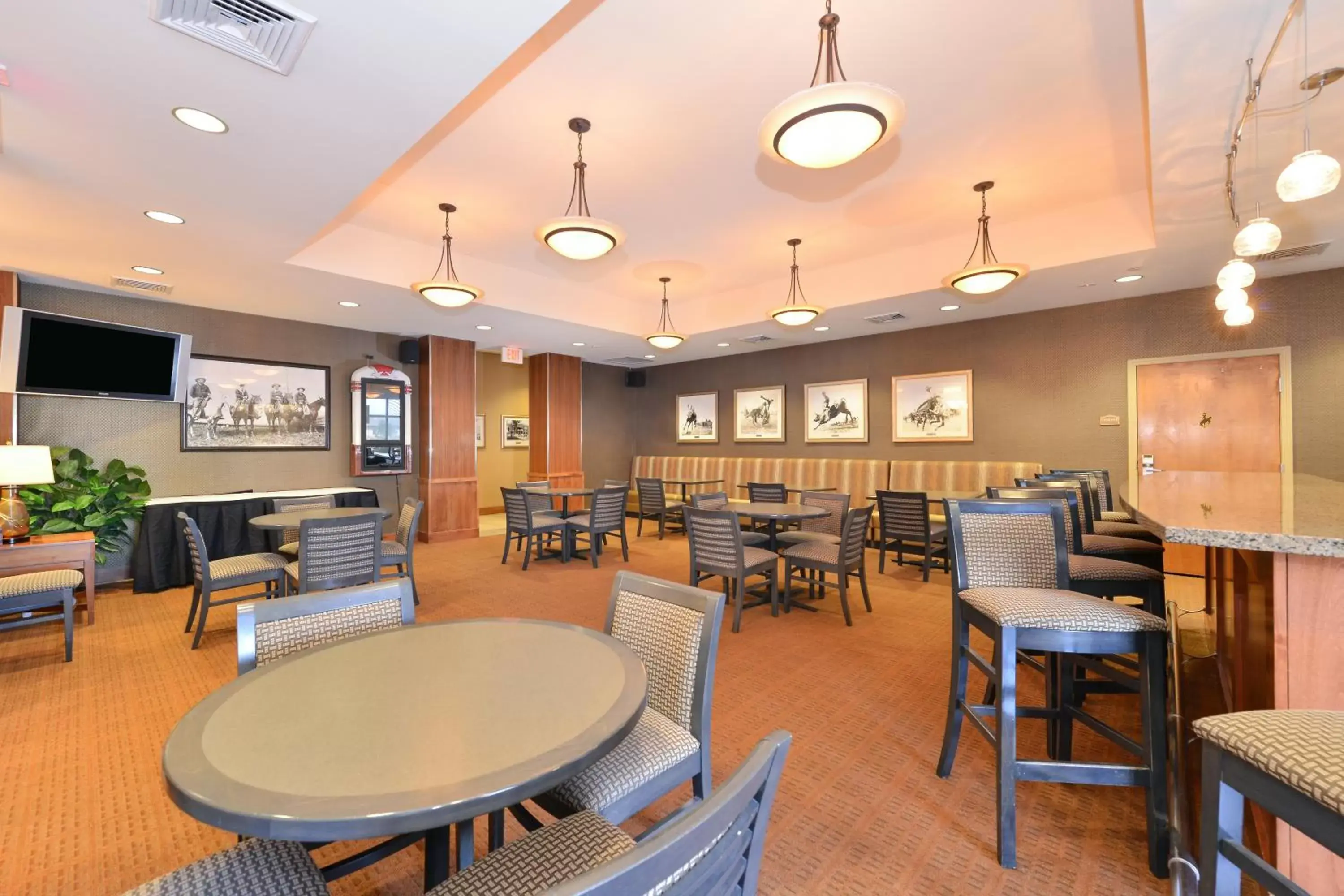 Property building, Restaurant/Places to Eat in Holiday Inn Laramie, an IHG Hotel