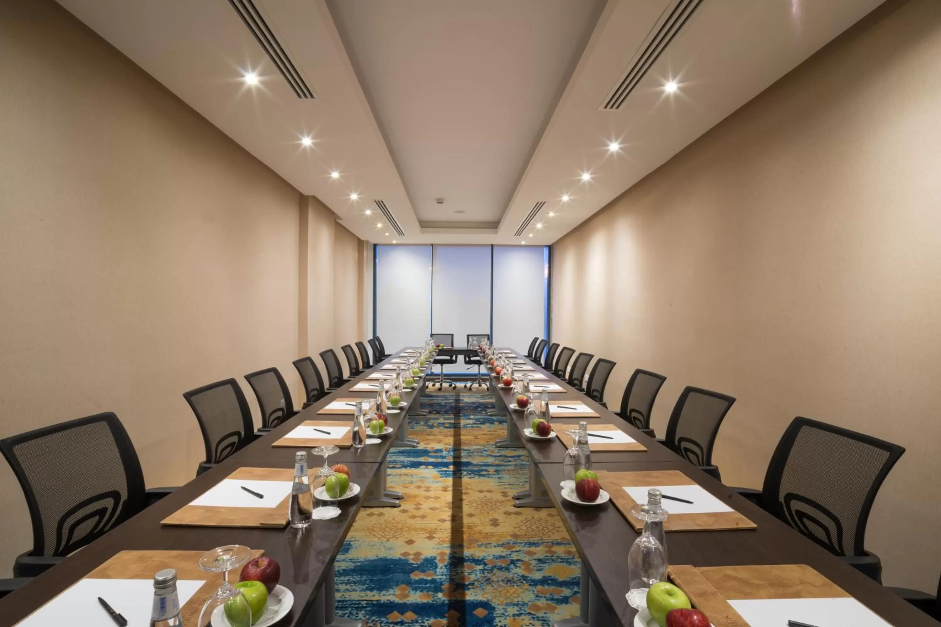 Banquet/Function facilities in Naviti Warwick Dammam