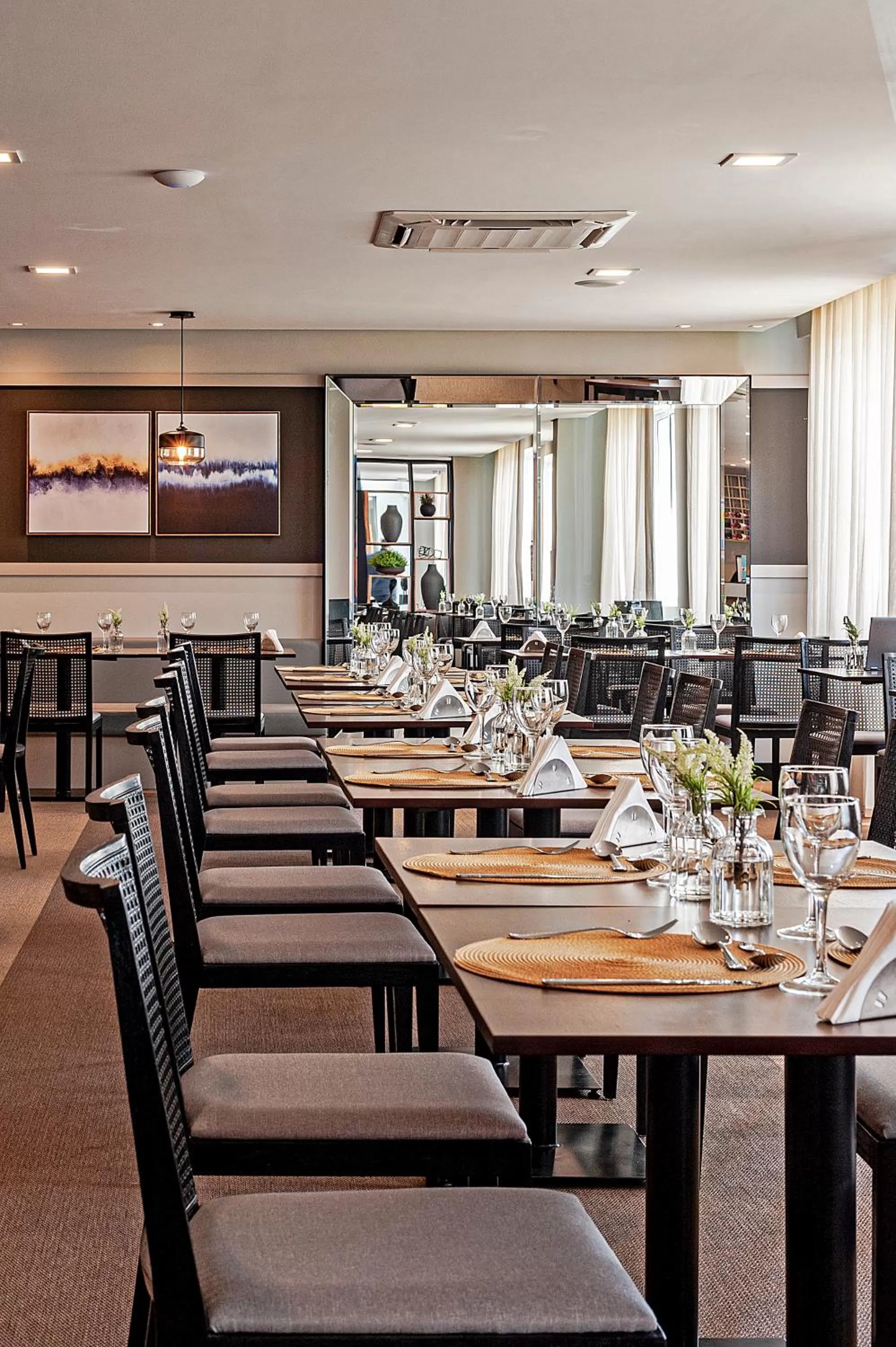 Restaurant/places to eat in Slaviero Curitiba Aeroporto