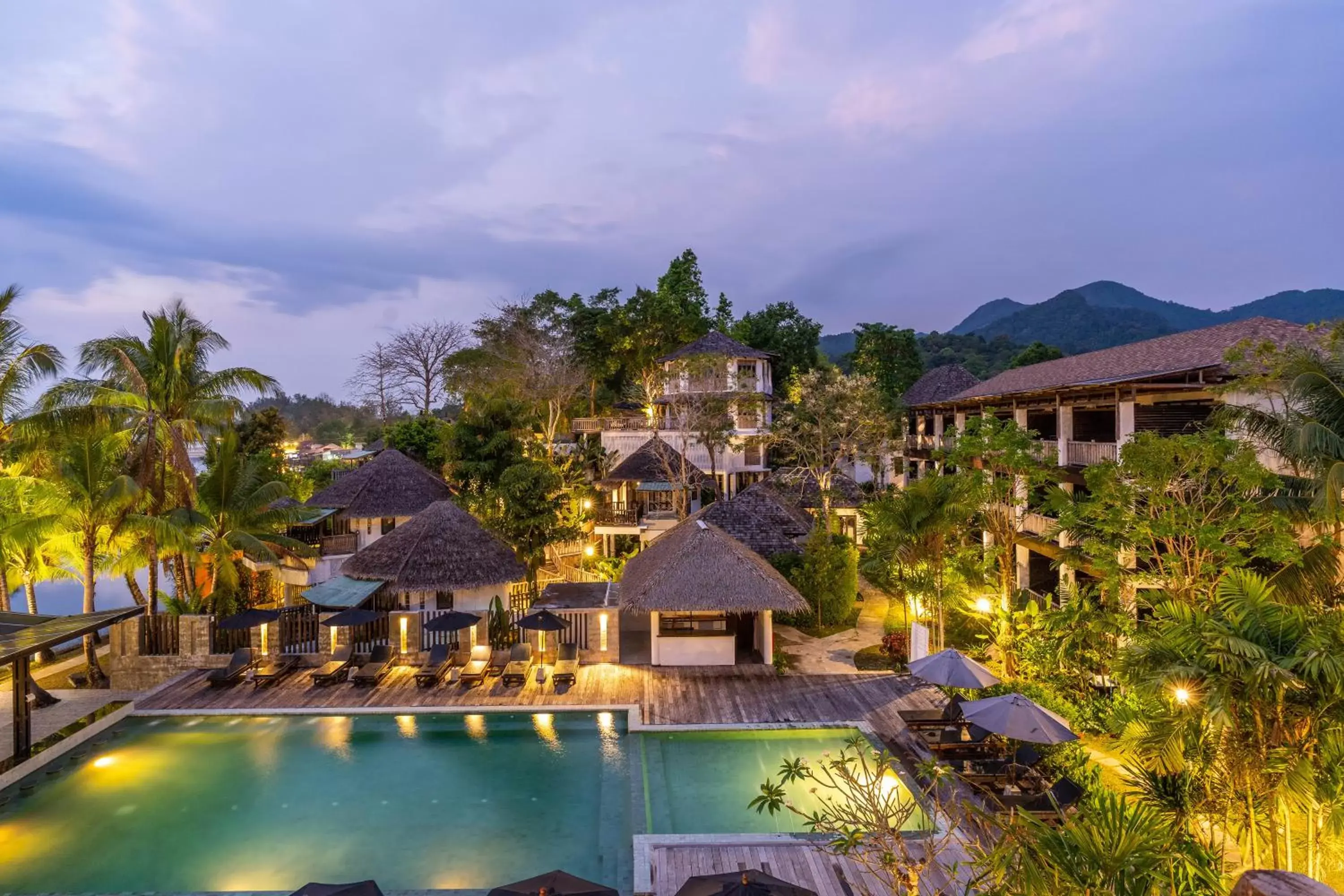 Pool view, Swimming Pool in Aana Resort & Spa