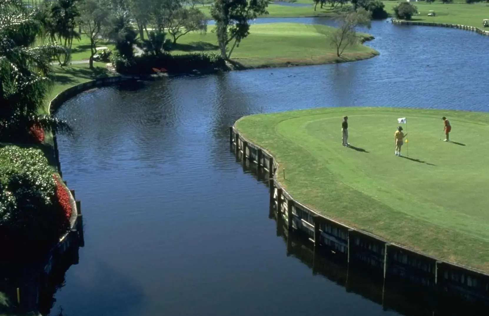 Golfcourse in Candlewood Suites Fort Lauderdale Airport-Cruise, an IHG Hotel