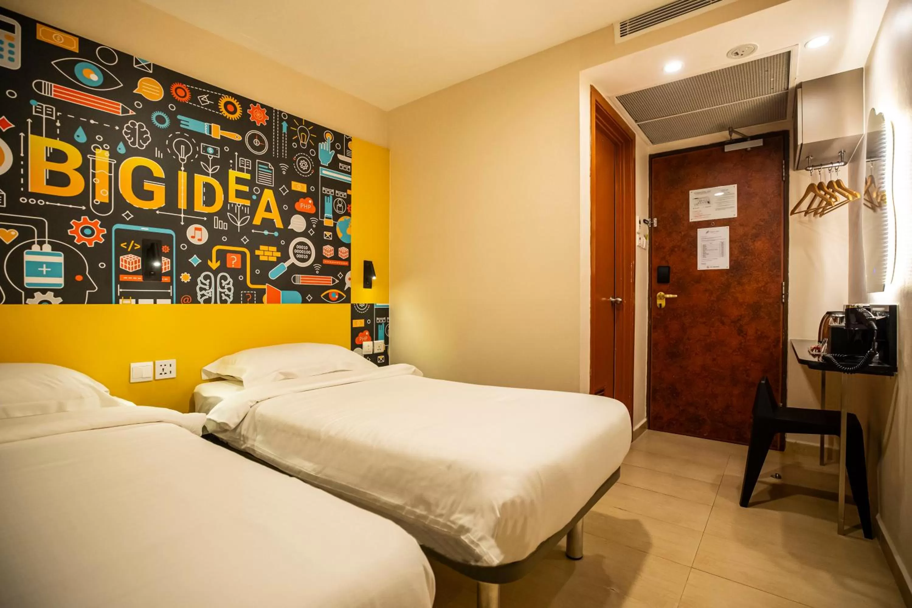 Bed in Fragrance Hotel - Oasis