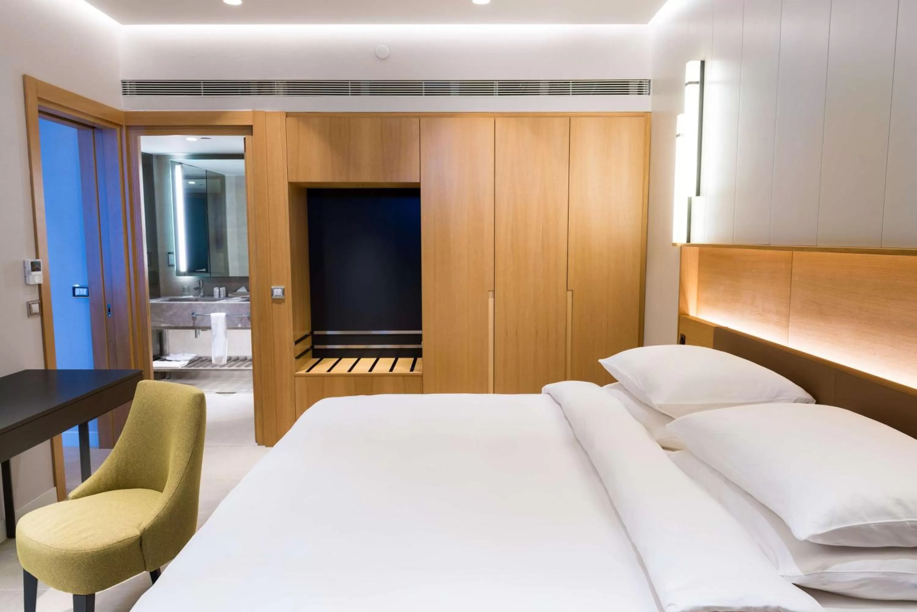 Photo of the whole room in Radisson Hotel Dakar Diamniadio