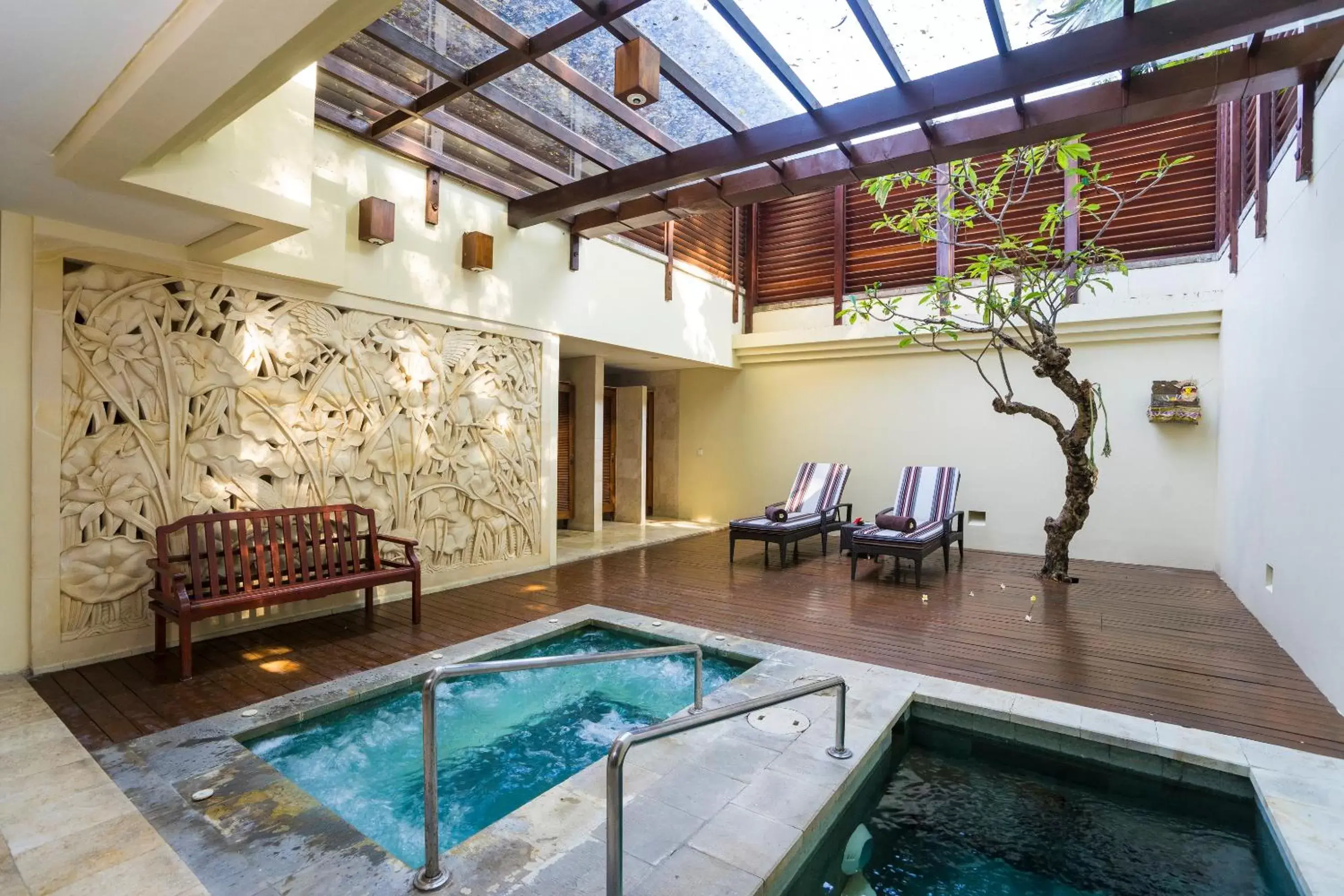 Spa and wellness centre/facilities, Swimming Pool in Nusa Dua Beach Hotel & Spa, Bali