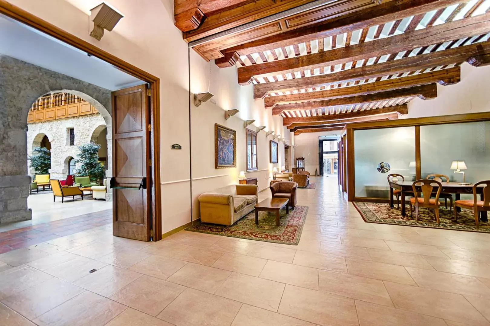 Lobby or reception, Lobby/Reception in AZZ Peñafiel Las Claras Hotel & Spa