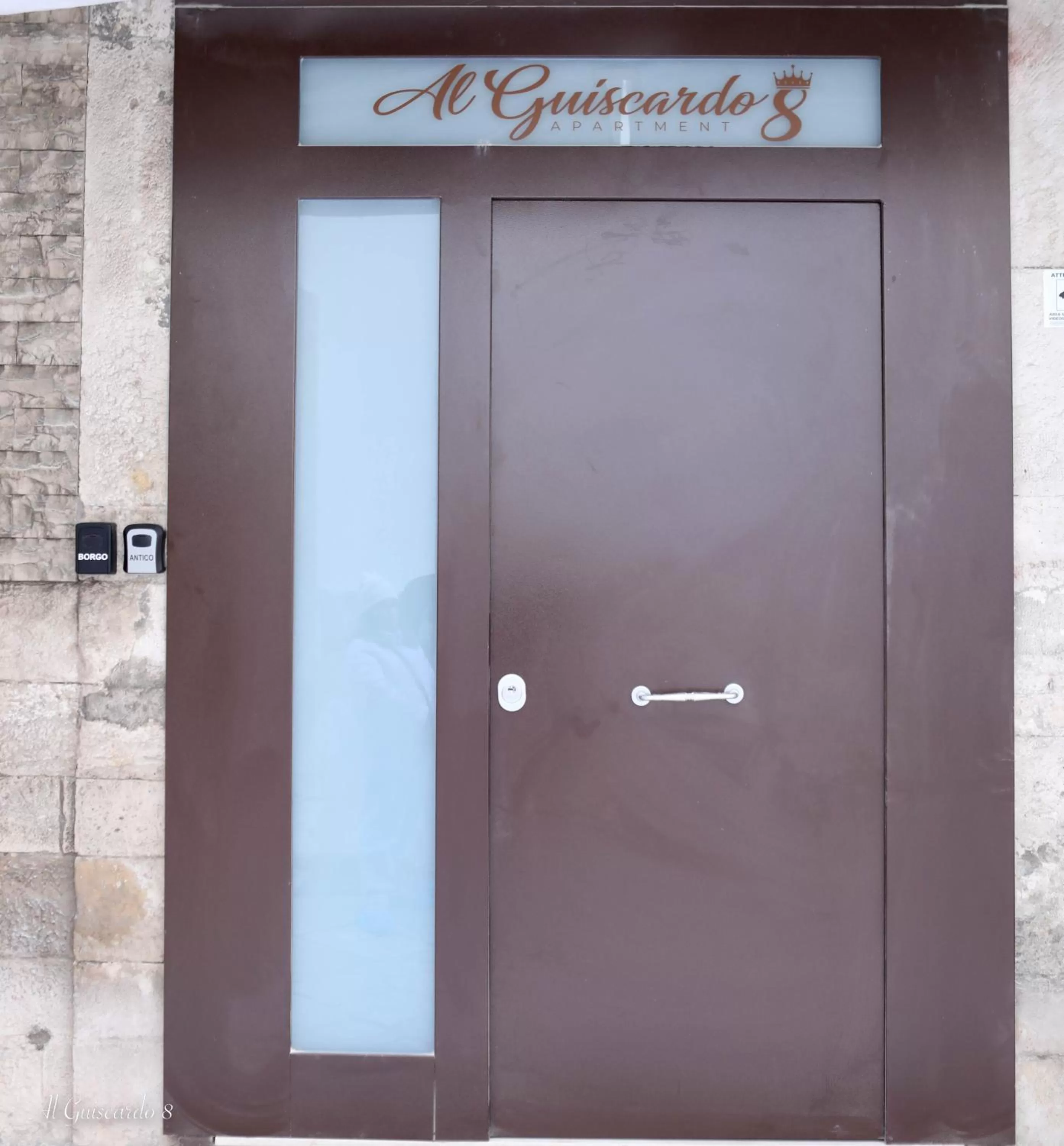 Property building in Al Guiscardo 8