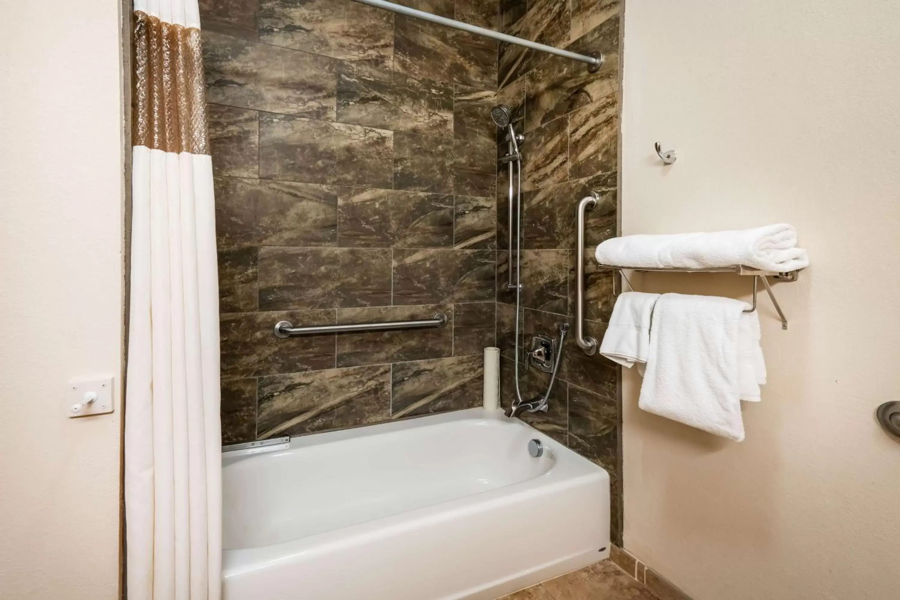 Bathroom in Best Western Plus Riverfront Hotel and Suites