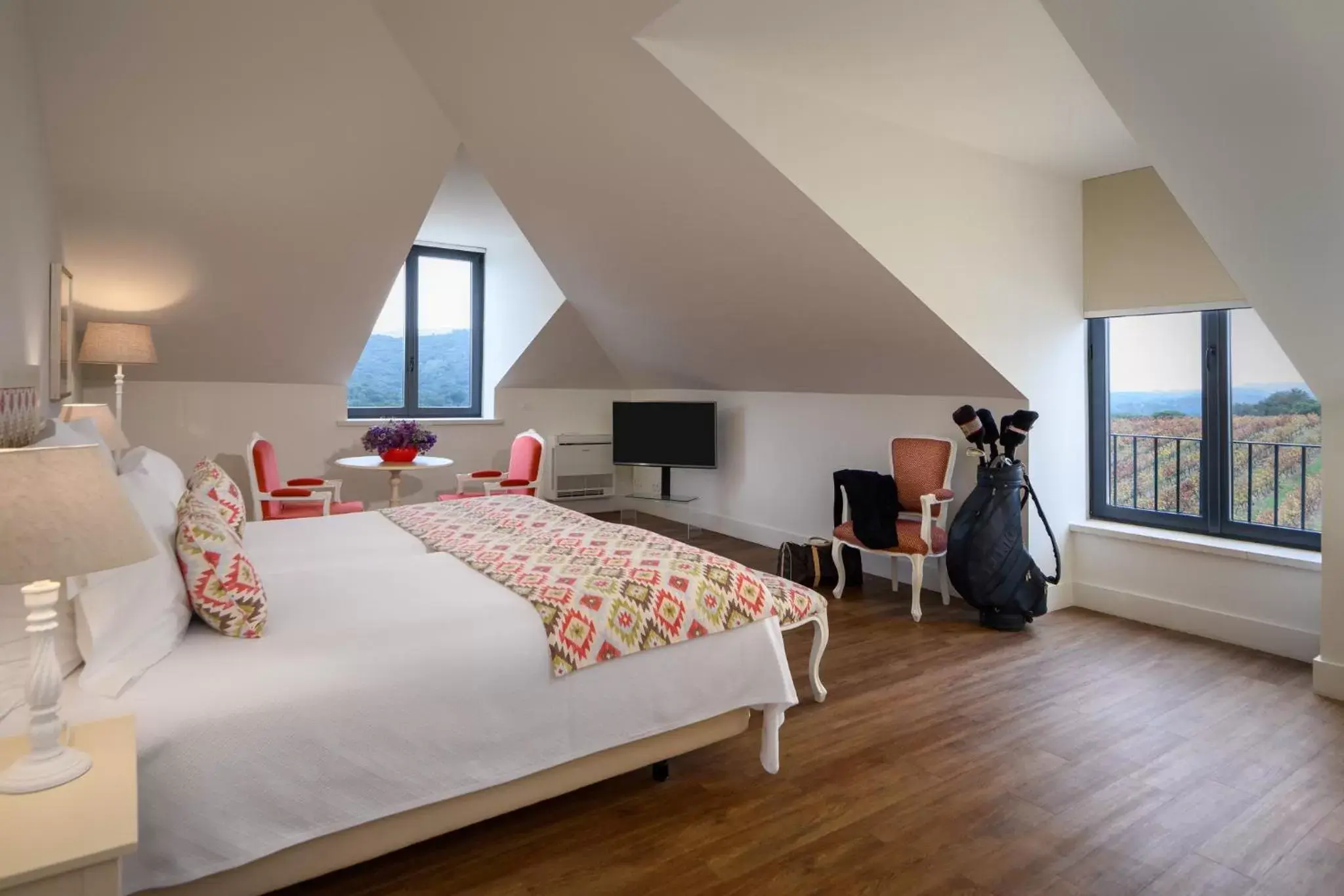 Junior Suite - Garden House in Hotel Casa Palmela - Small Luxury Hotels of The World, Hotel & Villas Junior Suite - Garden House in Hotel Casa Palmela - Small Luxury Hotels of The World, Hotel & Villas