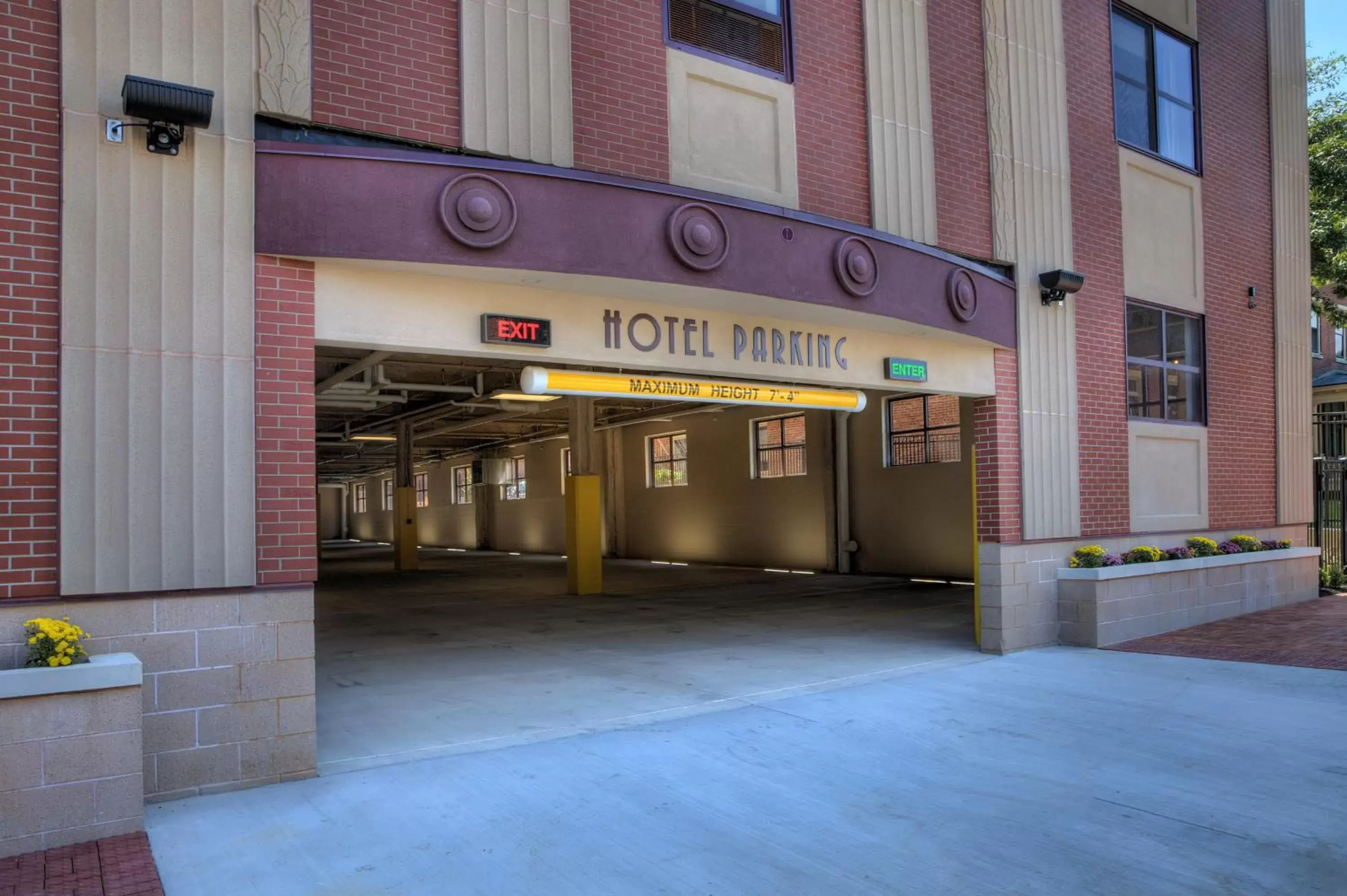 Facade/entrance in The Hotel Warner