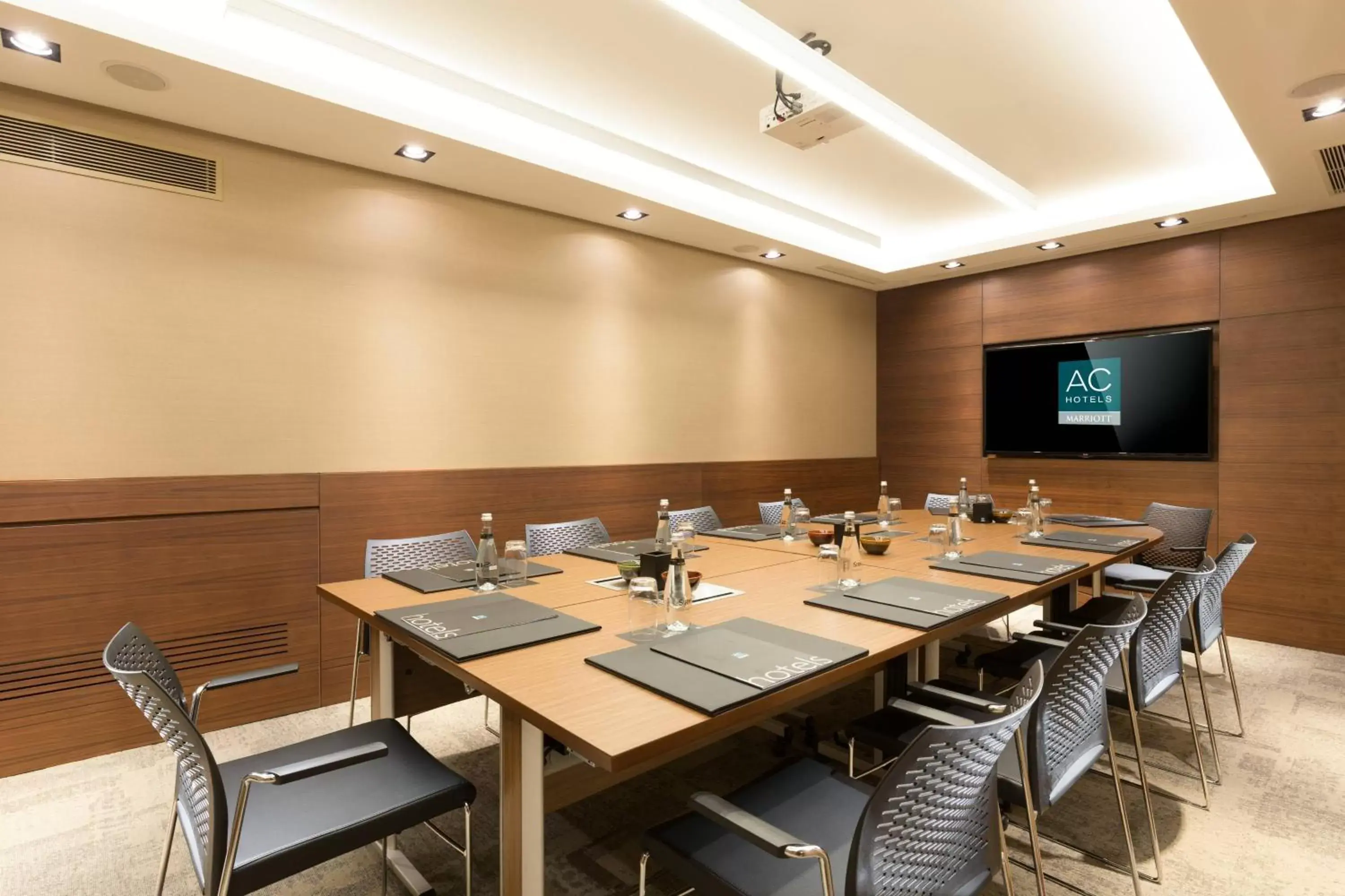 Meeting/conference room in AC Hotel Istanbul Macka