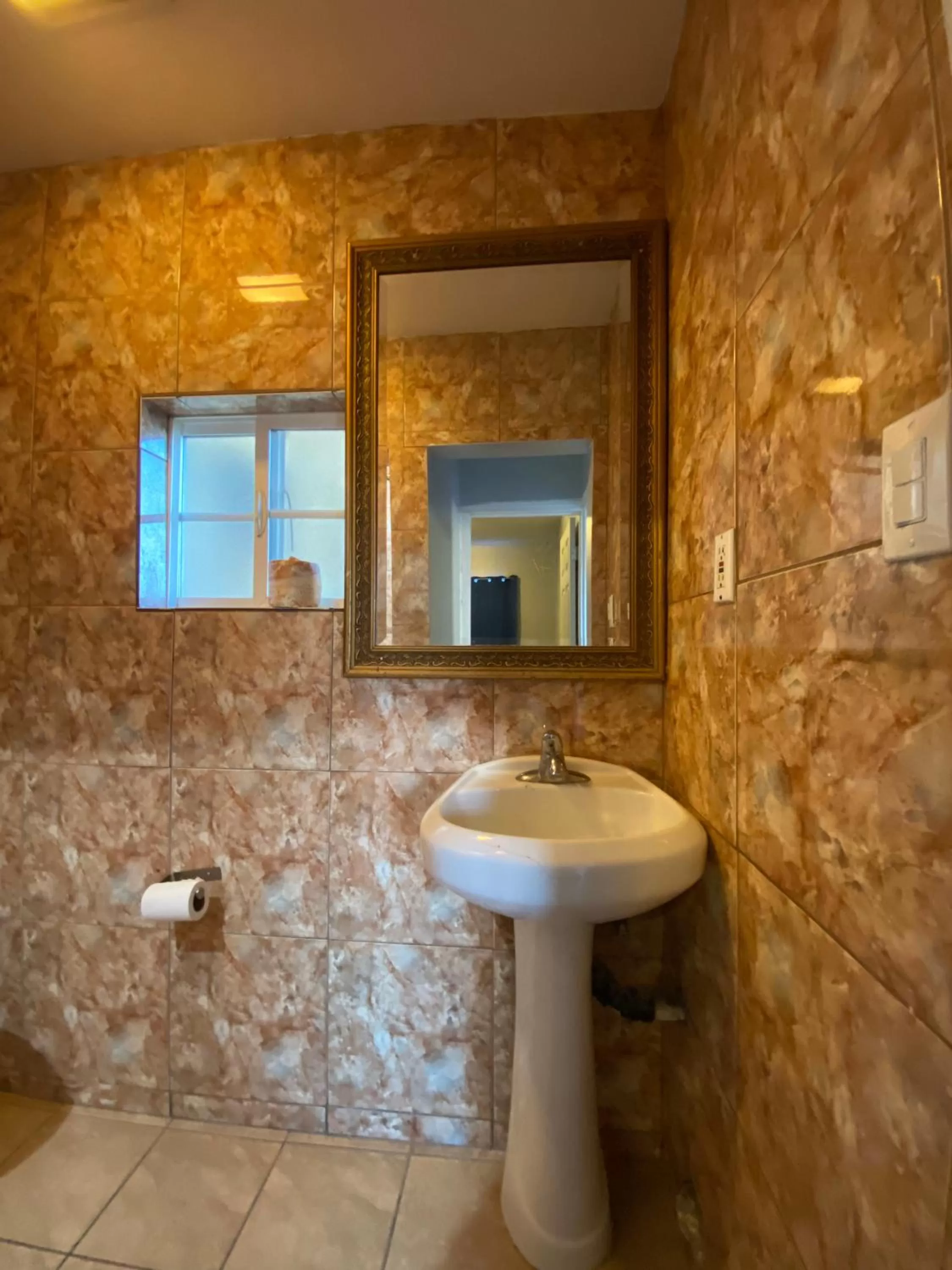 Bathroom in Sands Inn