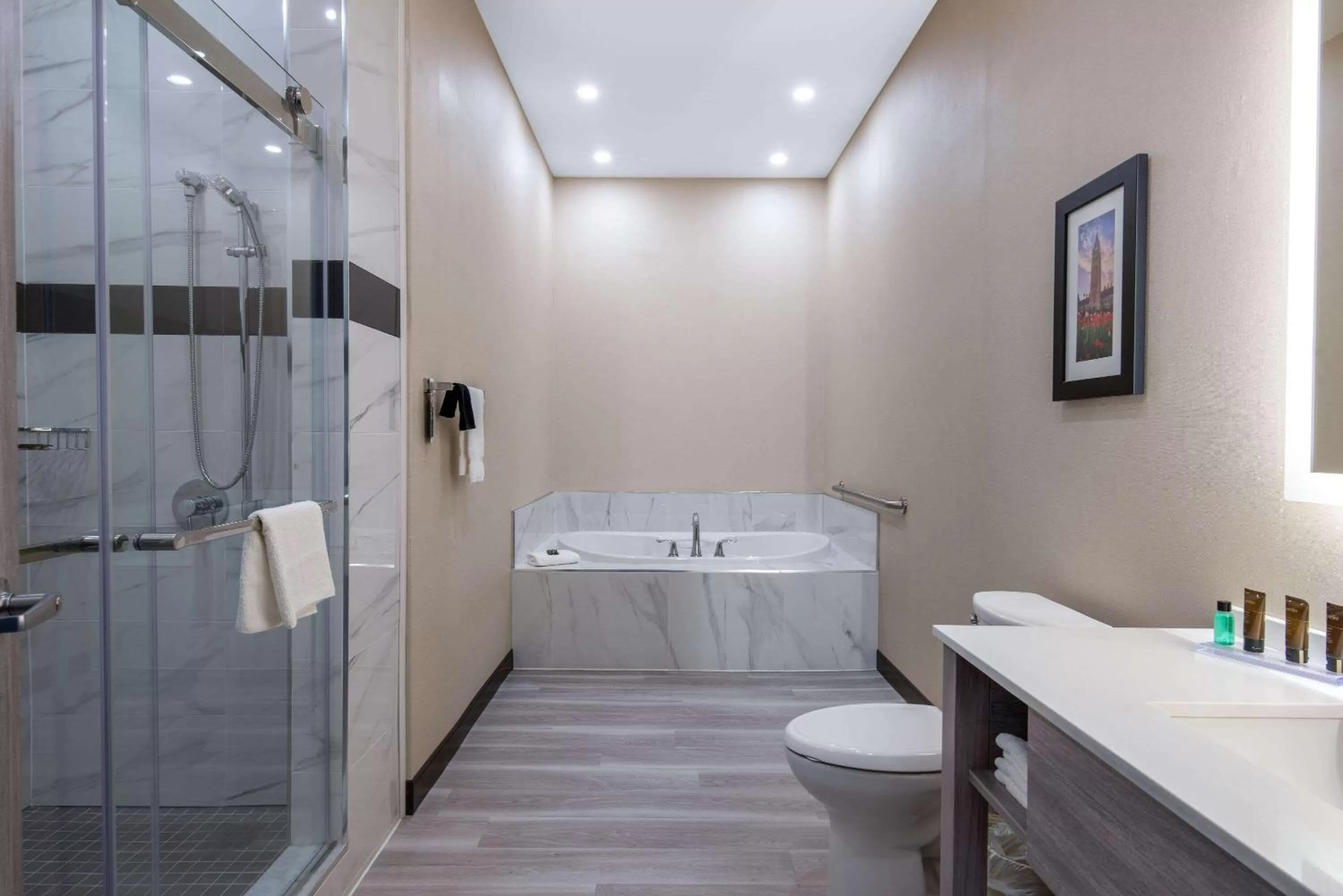 Bathroom in Wingate by Wyndham Kanata West Ottawa