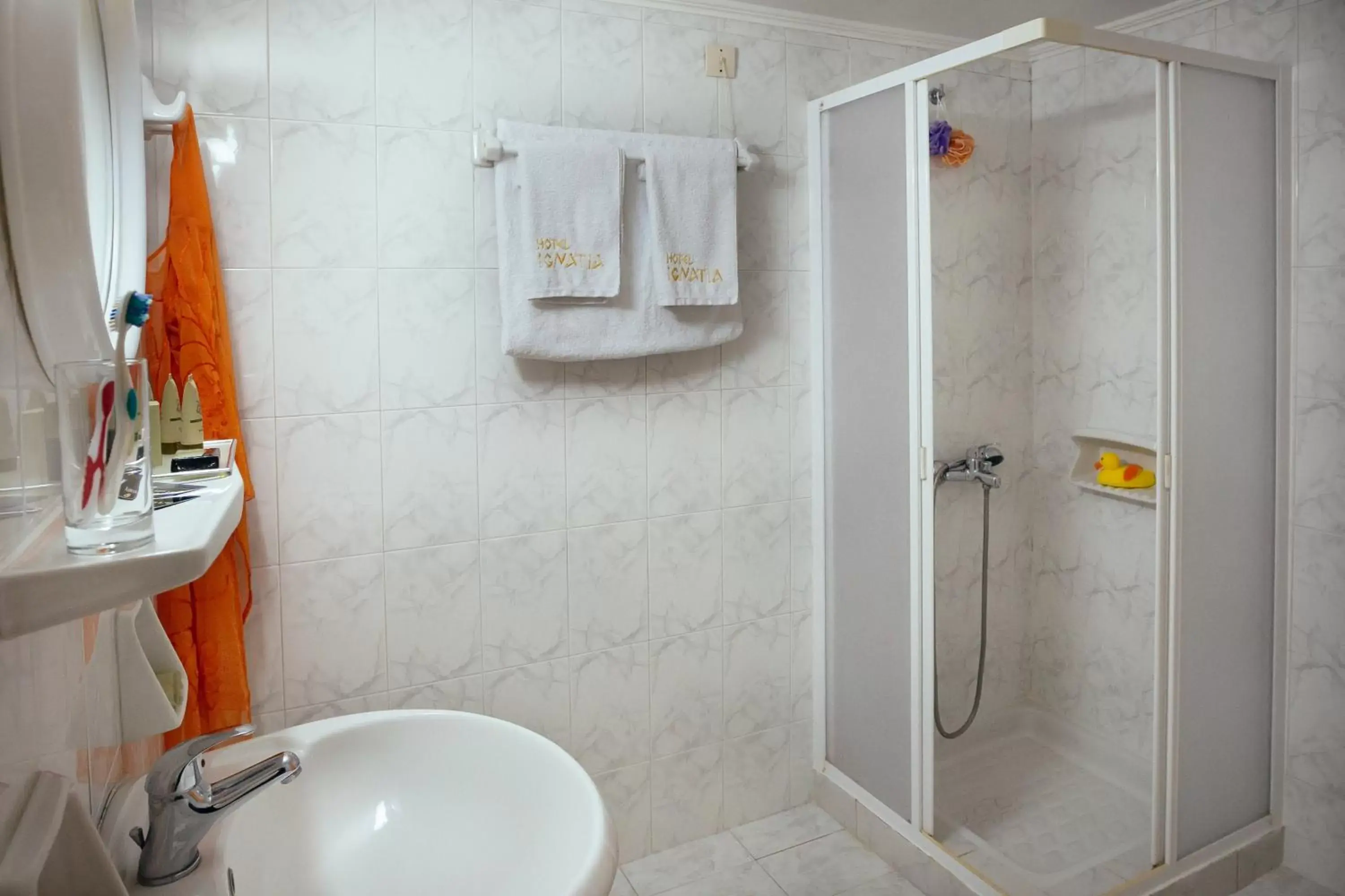 Shower, Bathroom in Ignatia Hotel