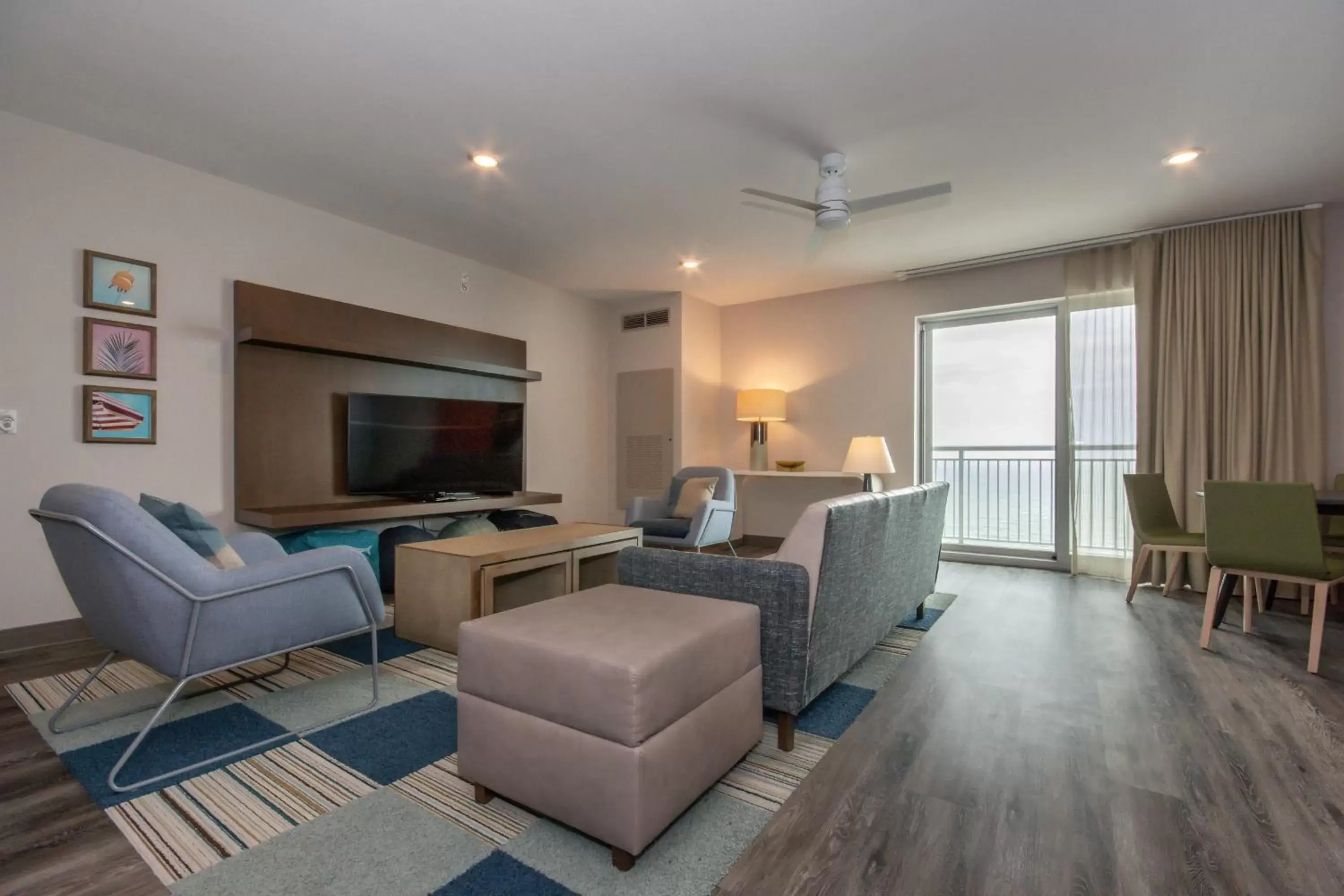 Living room, Seating Area in Residence Inn by Marriott Myrtle Beach Oceanfront