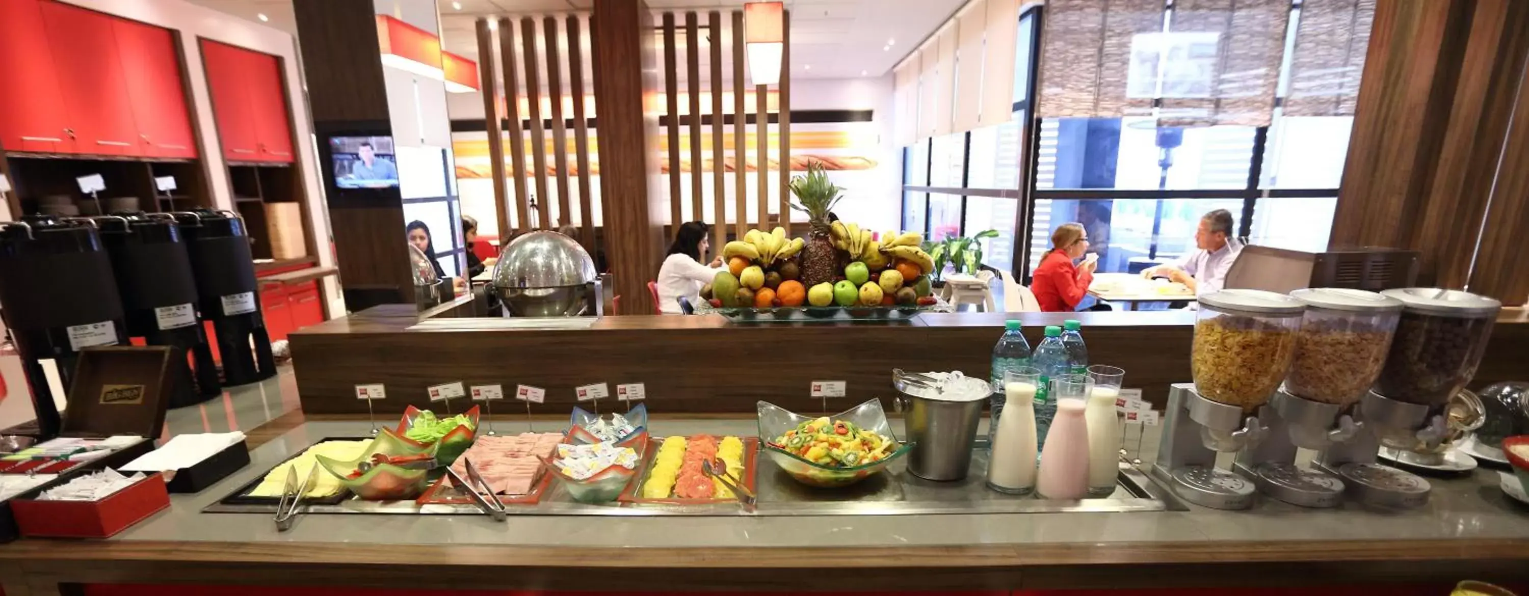 Breakfast in ibis Buenos Aires Obelisco Breakfast in ibis Buenos Aires Obelisco