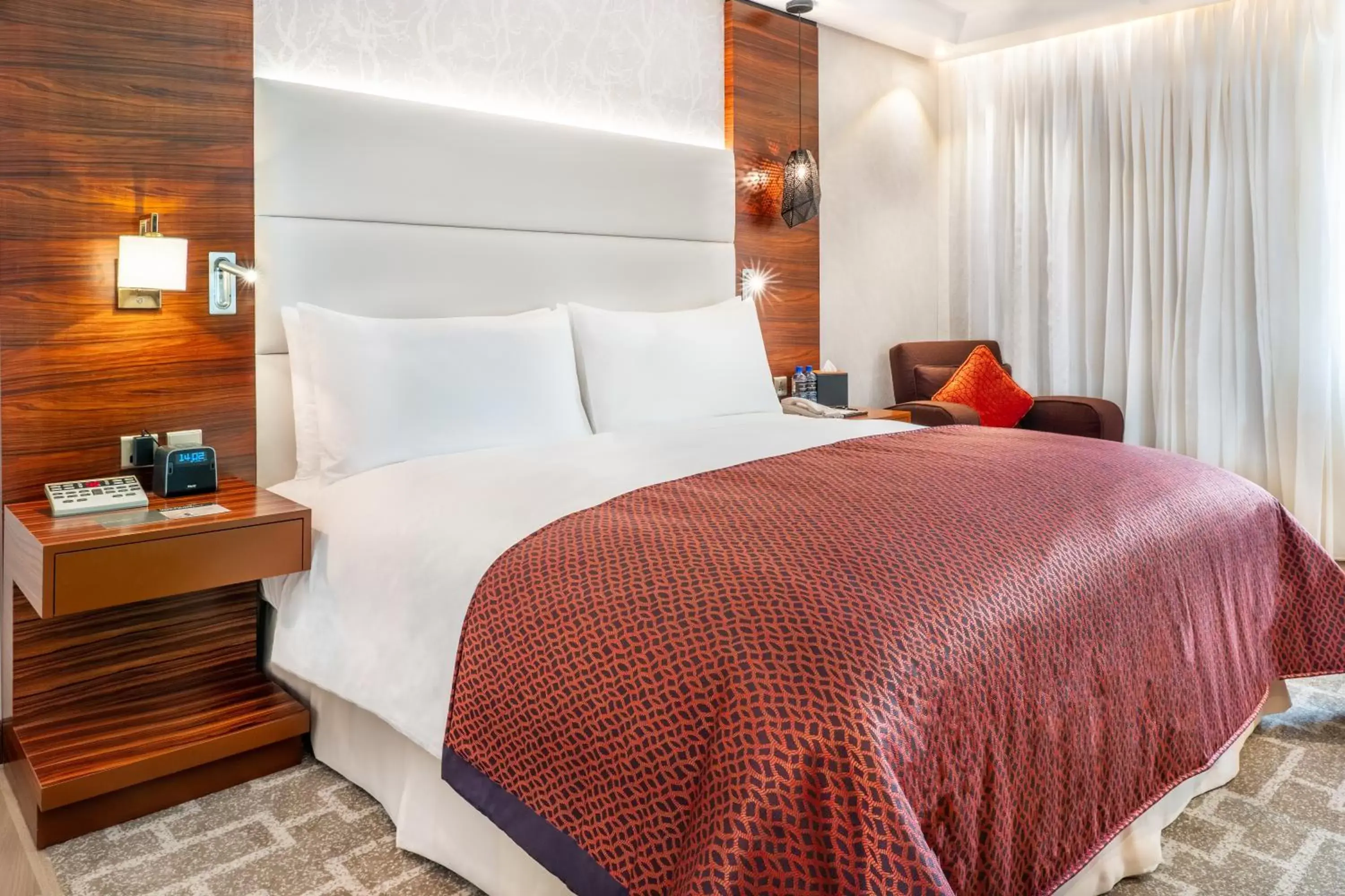 Bed in InterContinental Bahrain by IHG Bed in InterContinental Bahrain by IHG