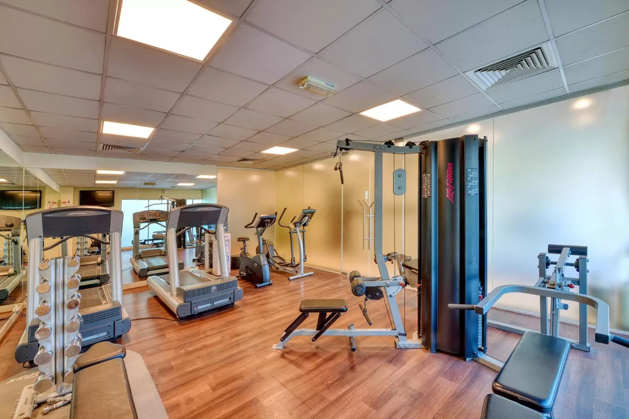 Fitness centre/facilities, Fitness Center/Facilities in Pearl Marina Hotel Apartments