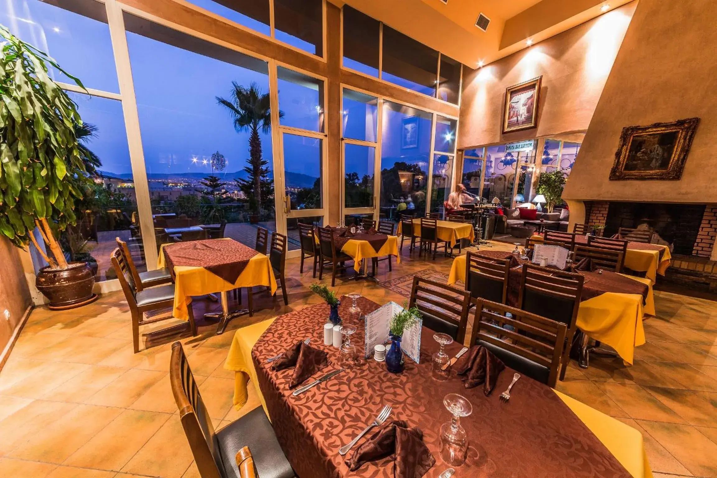 Patio, Restaurant/Places to Eat in Menzeh Zalagh City Center
