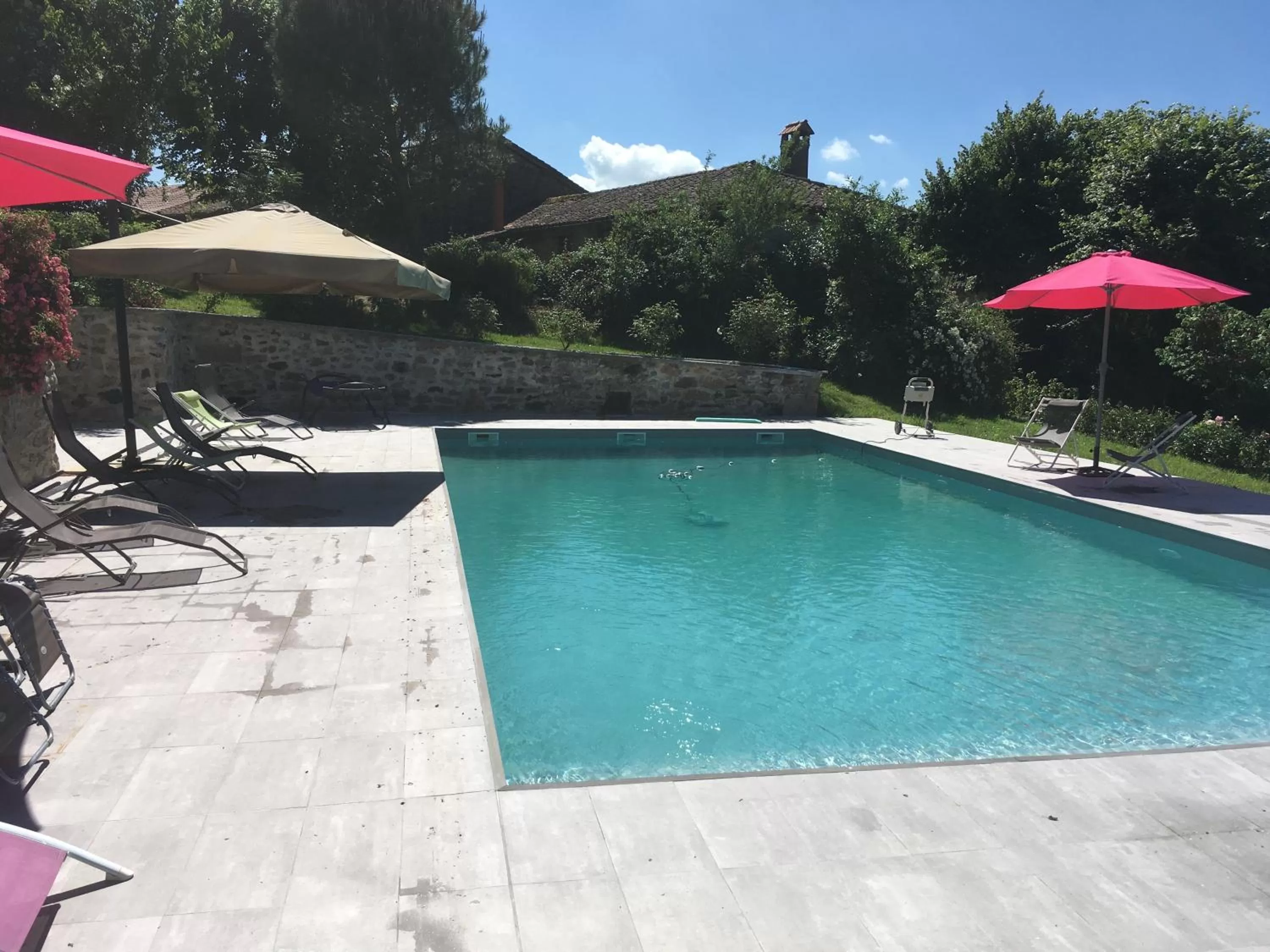 Swimming Pool in Château de la Chabroulie