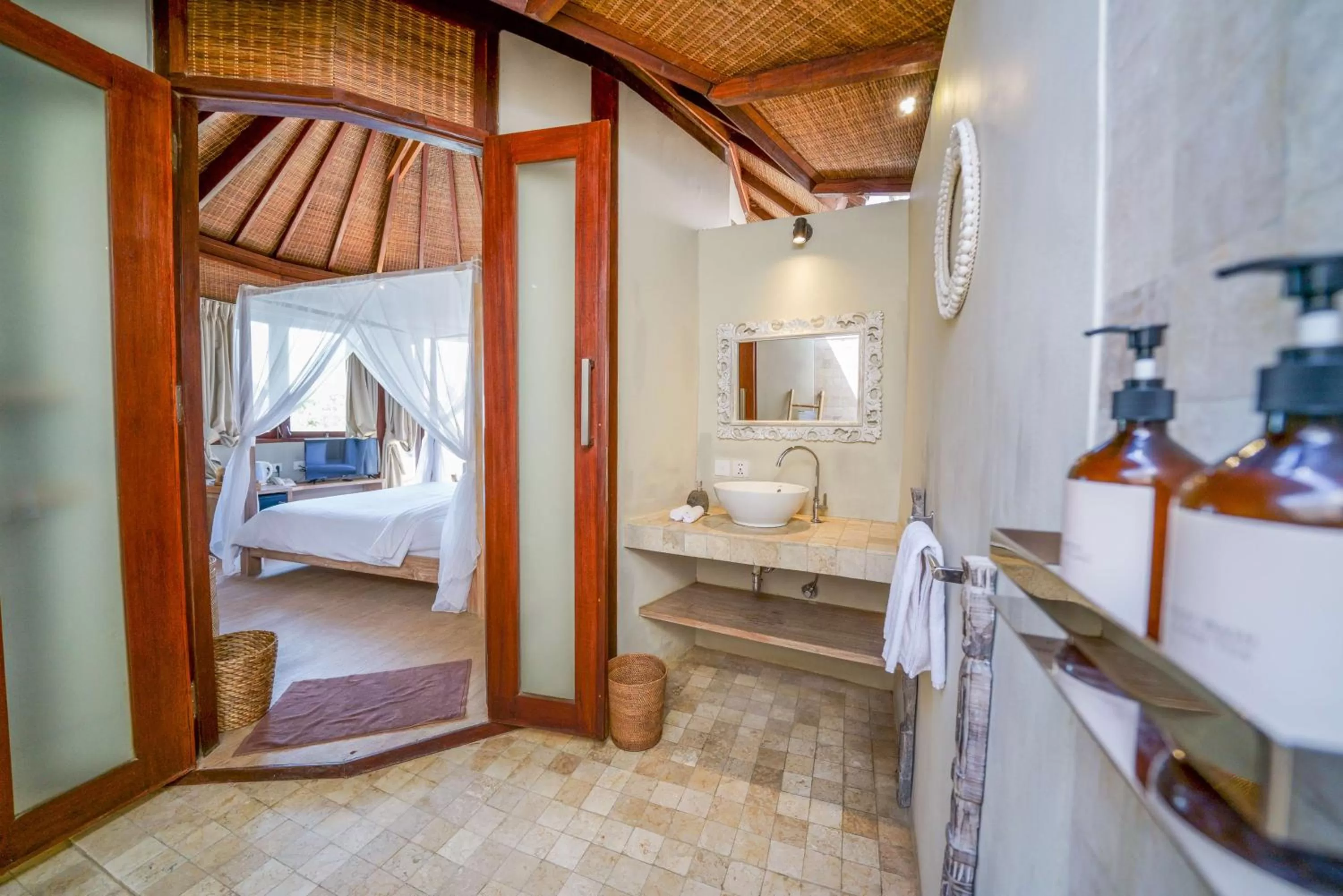 Toilet, Bed in Blue Lagoon Avia Villas