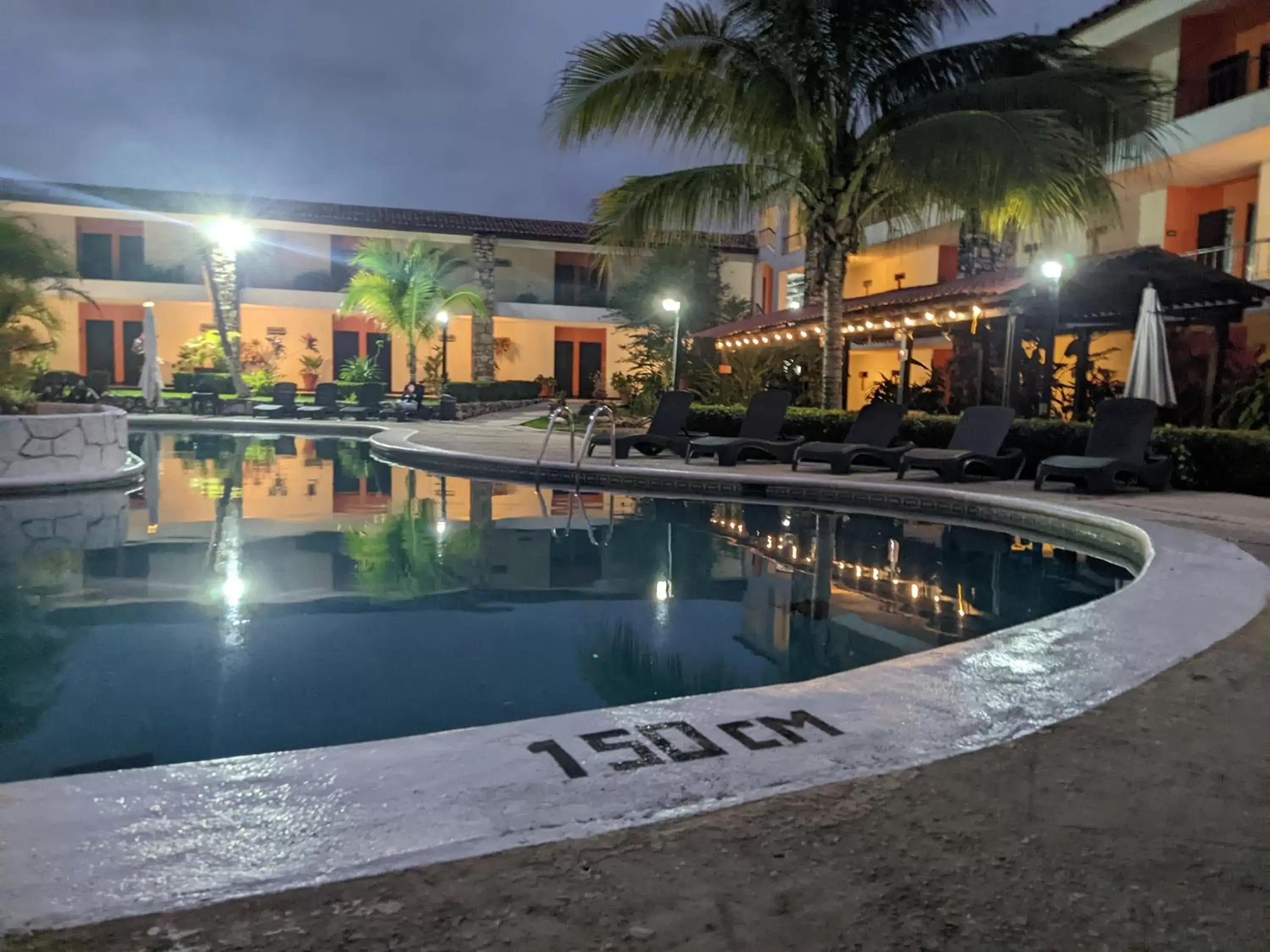 Swimming Pool in Hotel Plaza Palenque