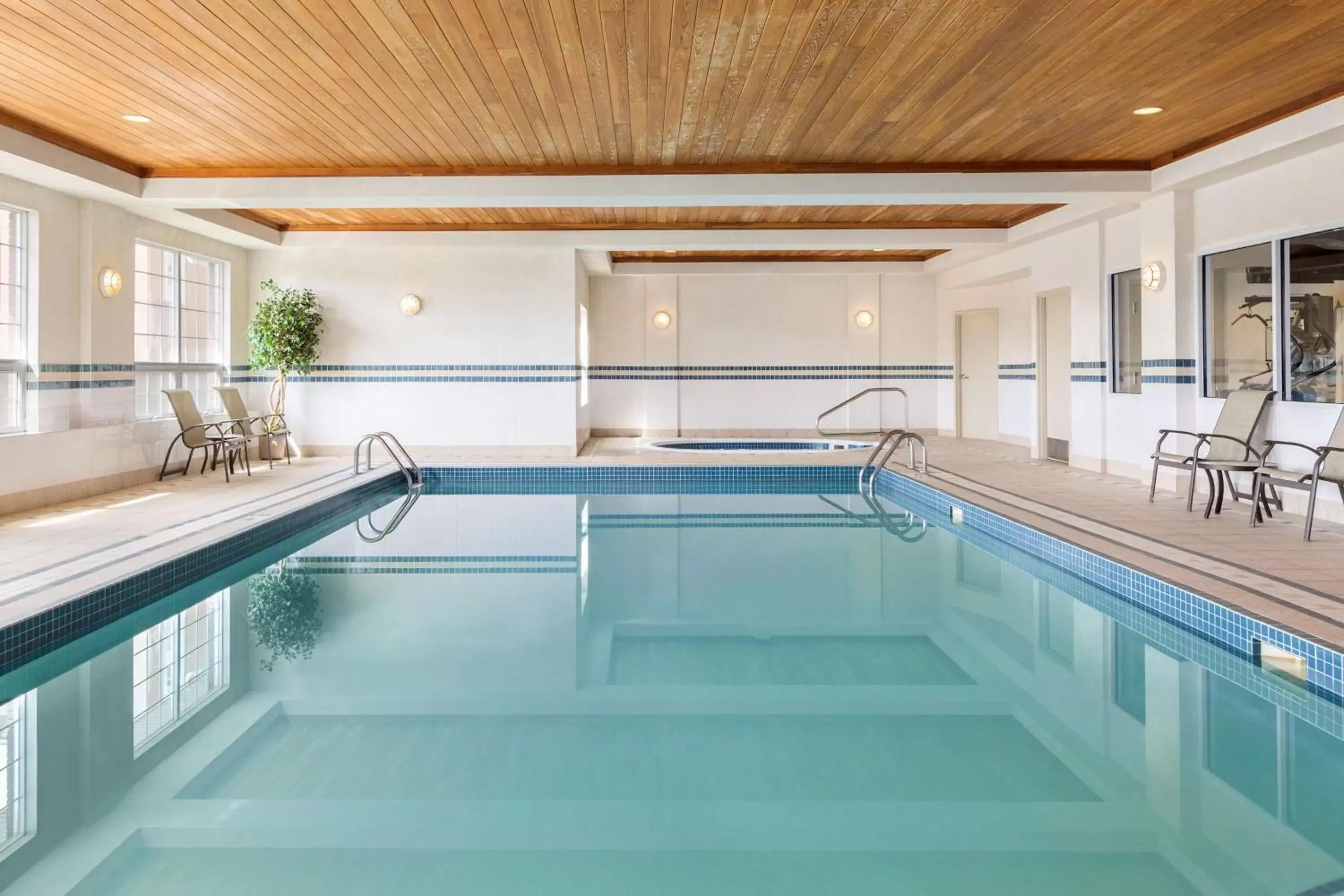 On site, Swimming Pool in Country Inn & Suites by Radisson, Calgary-Northeast
