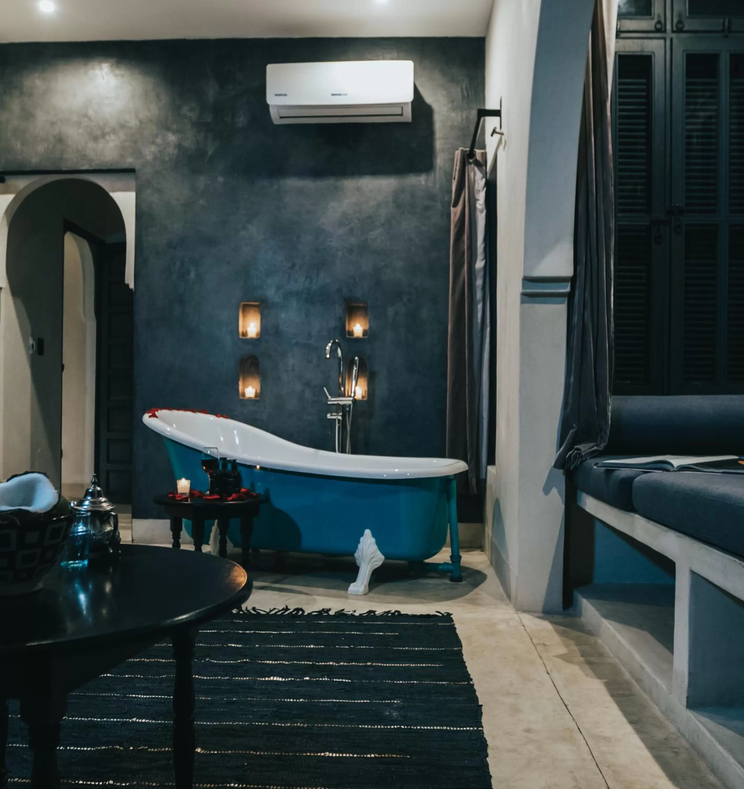 Photo of the whole room, Bathroom in Ambre & Epices Jungle Hotel & Spa