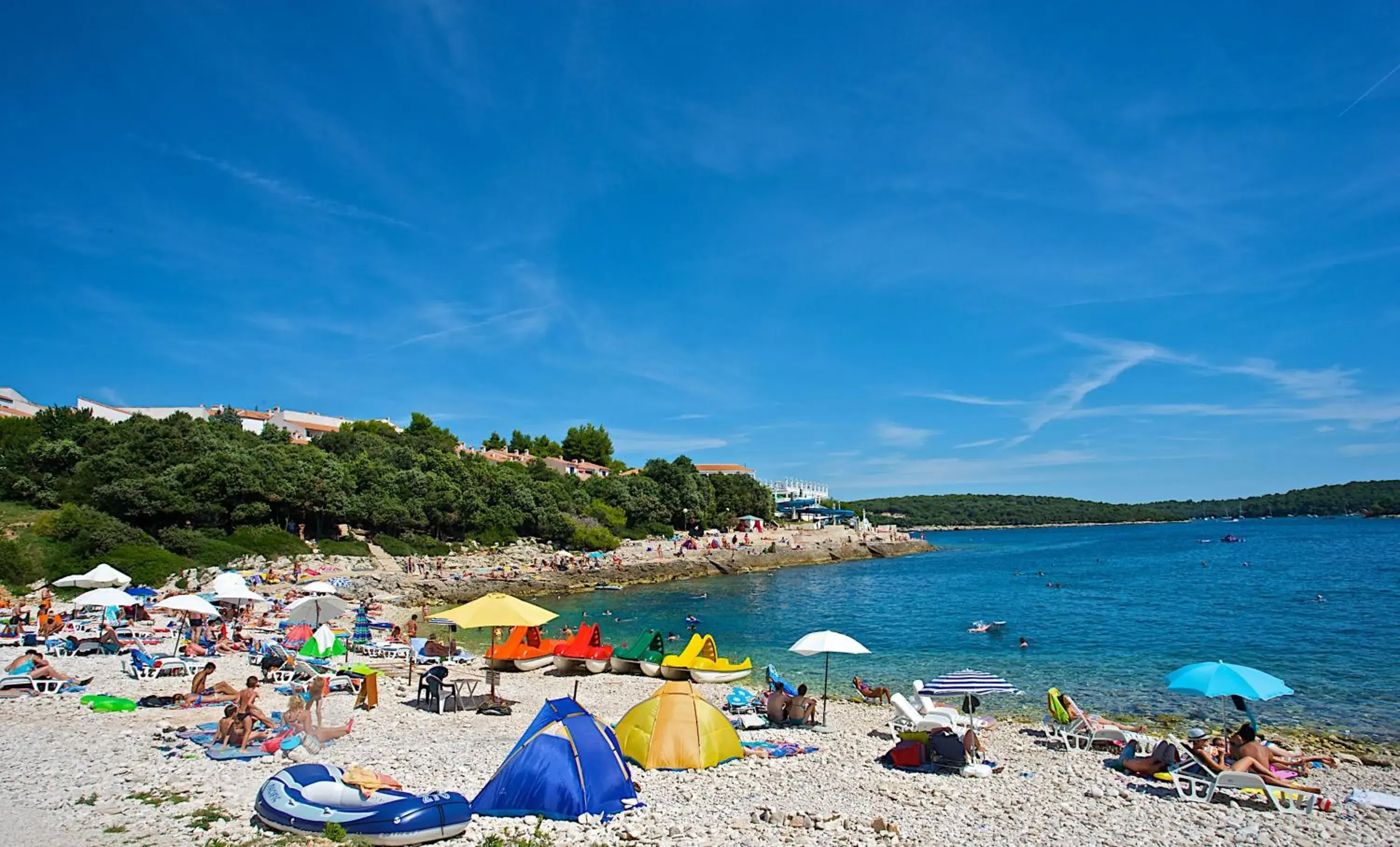 Beach in Verudela Villas