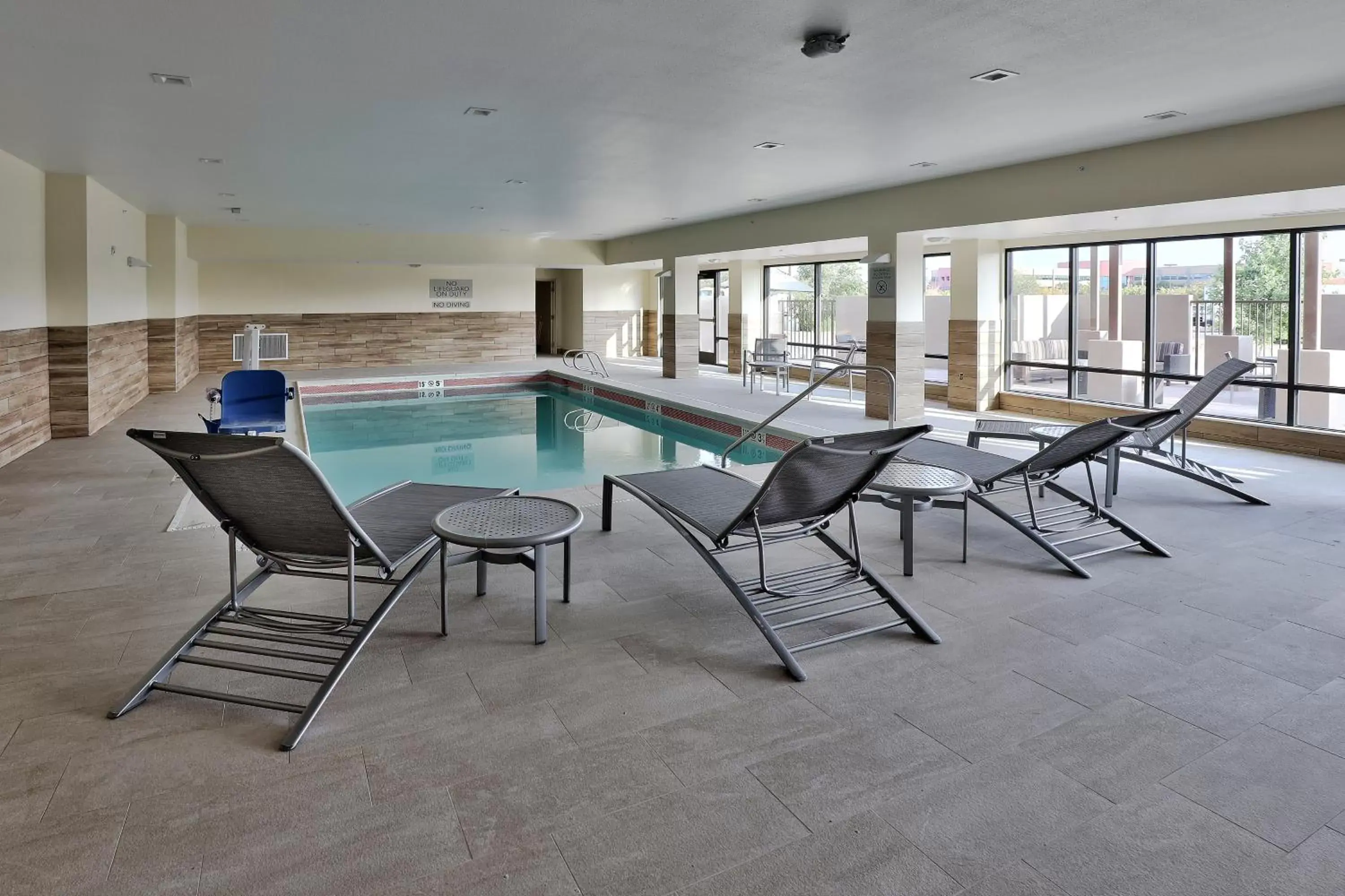 Pool view, Swimming Pool in TownePlace Suites by Marriott Albuquerque Old Town