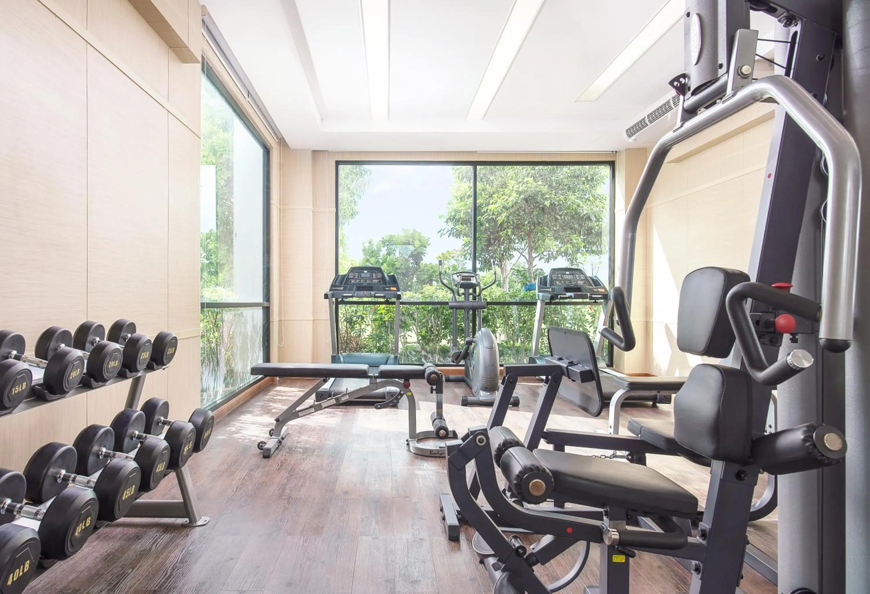 Fitness centre/facilities in Mida Grande Hotel Dhavaravati Nakhon Pathom - SHA PLUS