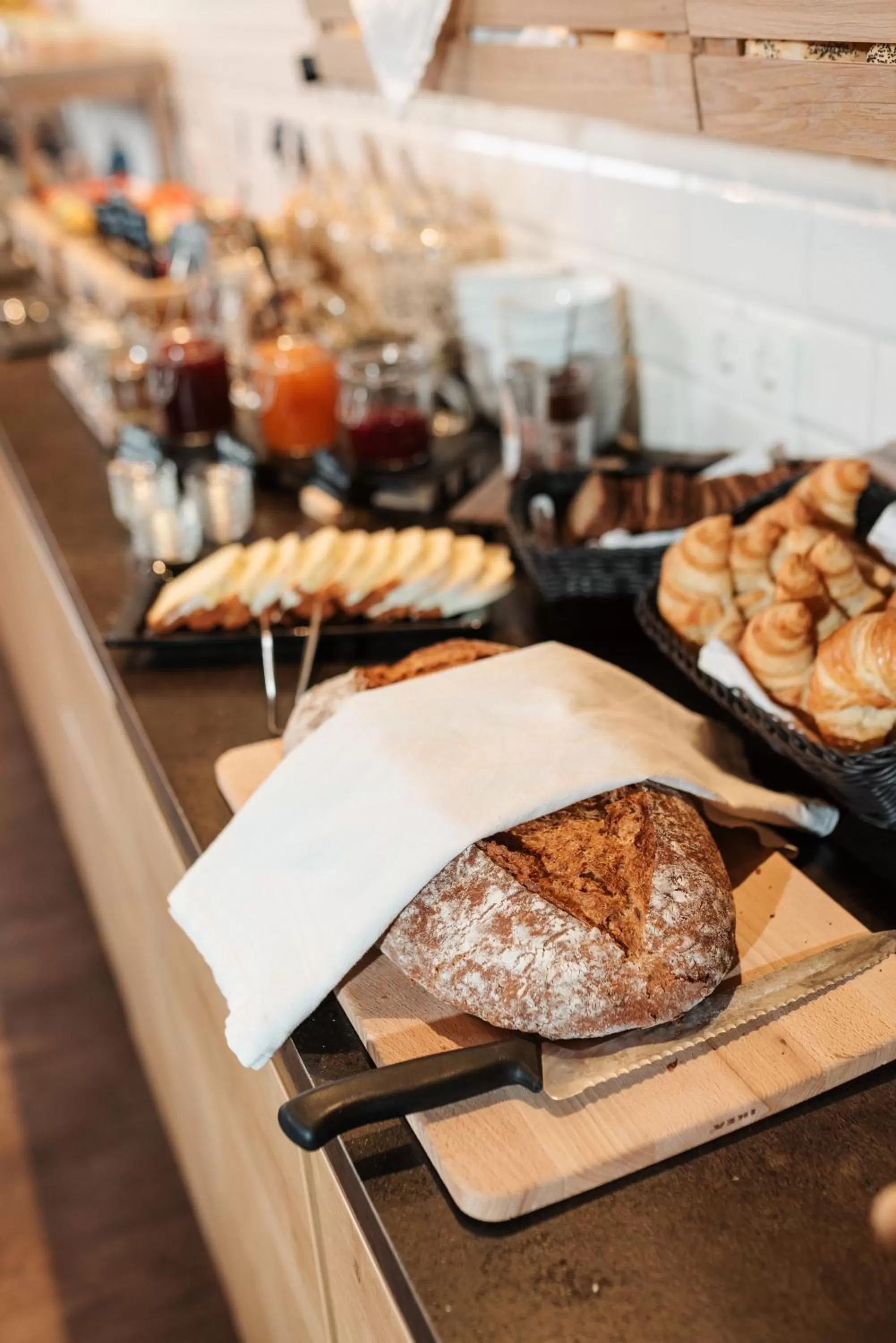 Buffet breakfast in Coffee Fellows Hotel München-Freiham