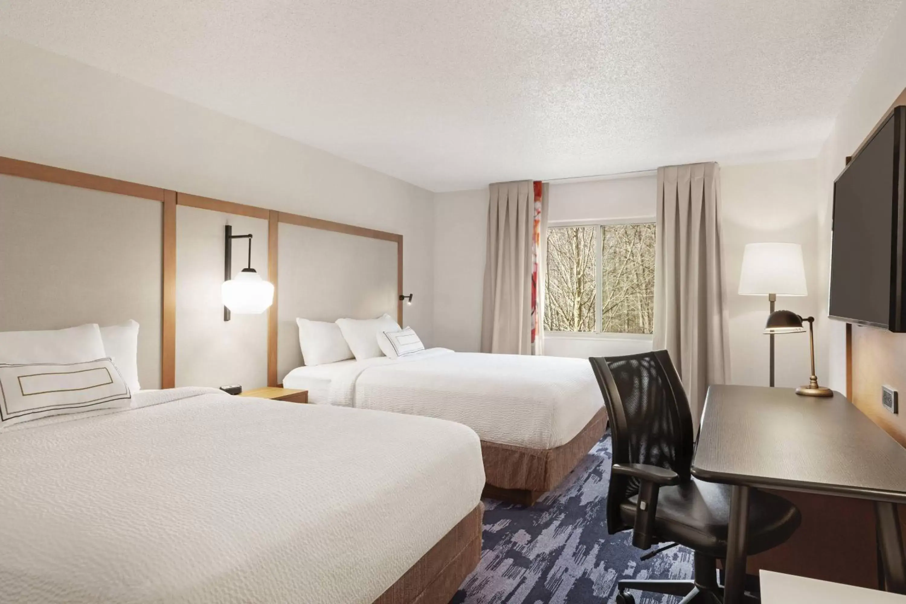 Photo of the whole room, Bed in Fairfield Inn by Marriott Warren Niles