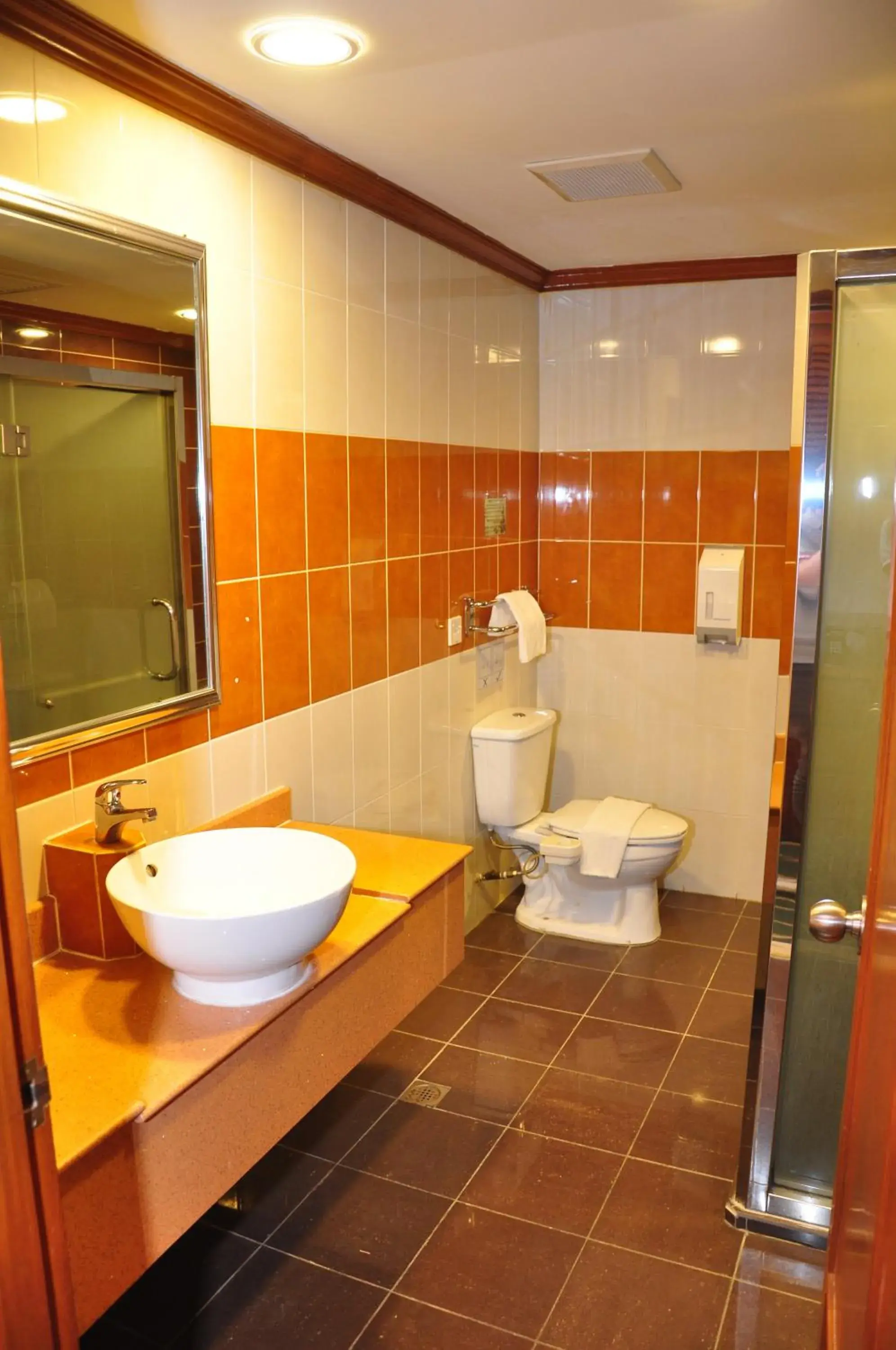 Bathroom in Hotel Sandakan